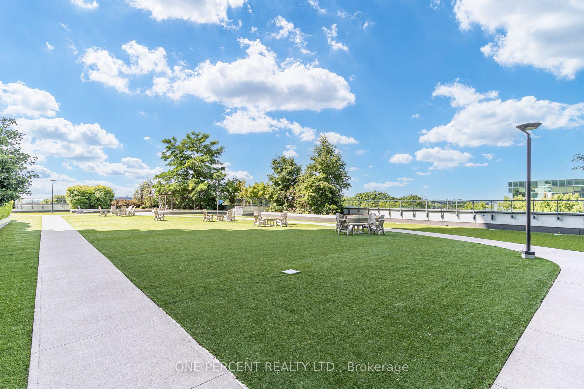 Photo 32 of Unit 804, 65 Oneida Crescent, Richmond Hill, Langstaff — HOMEH