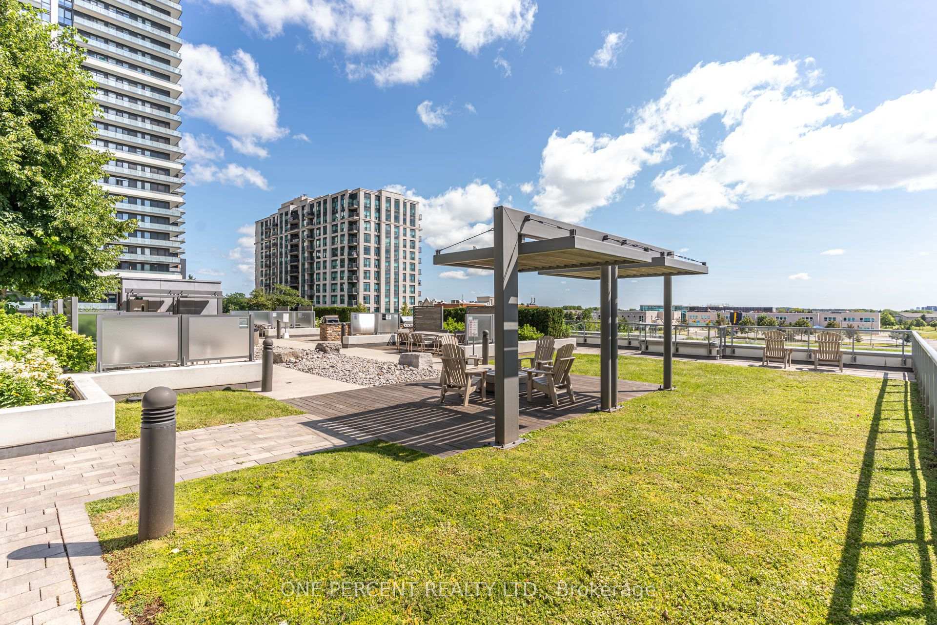 Photo 35 of Unit 804, 65 Oneida Crescent, Richmond Hill, Langstaff — HOMEH