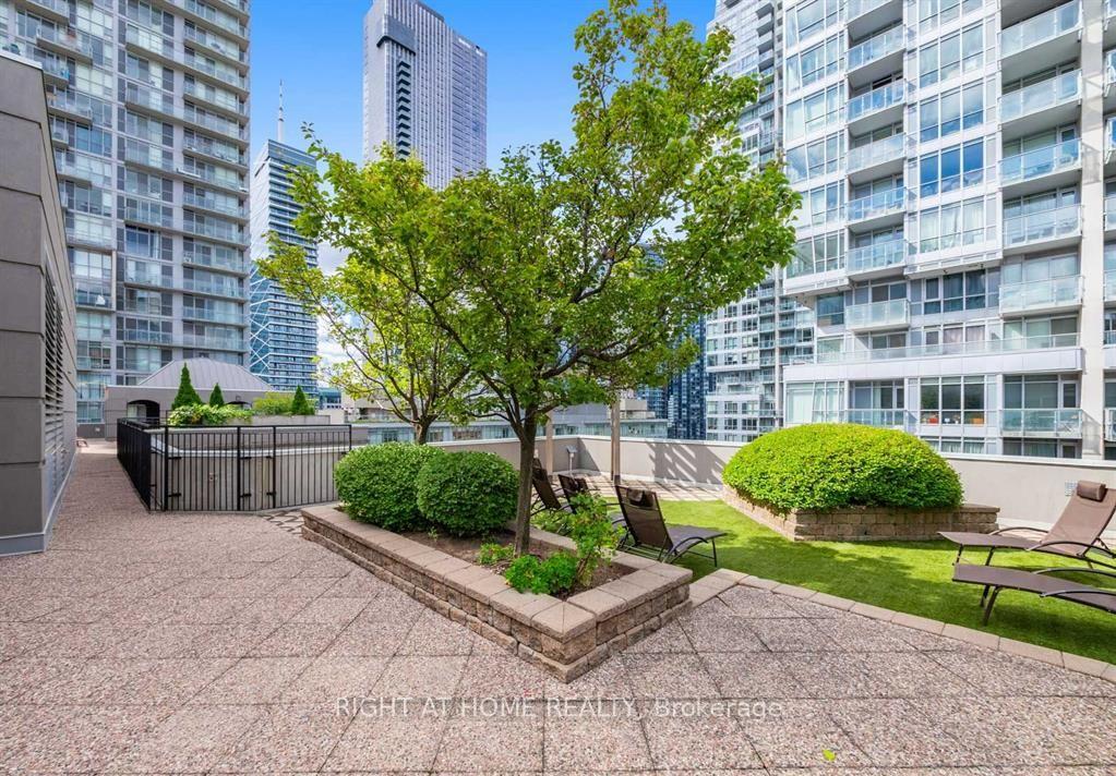 Photo 16 of Unit 1221, 140 Simcoe Street, Toronto, Waterfront Communities — HOMEH