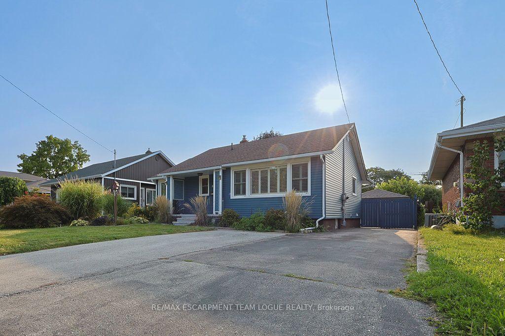 Photo 2 of Unit LOWER, 87 Margery Avenue, St. Catharines, Downtown — HOMEH