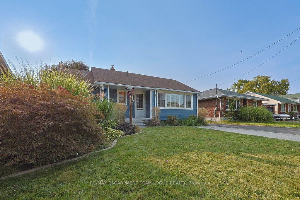 Photo 3 of Unit LOWER, 87 Margery Avenue, St. Catharines, Downtown — HOMEH