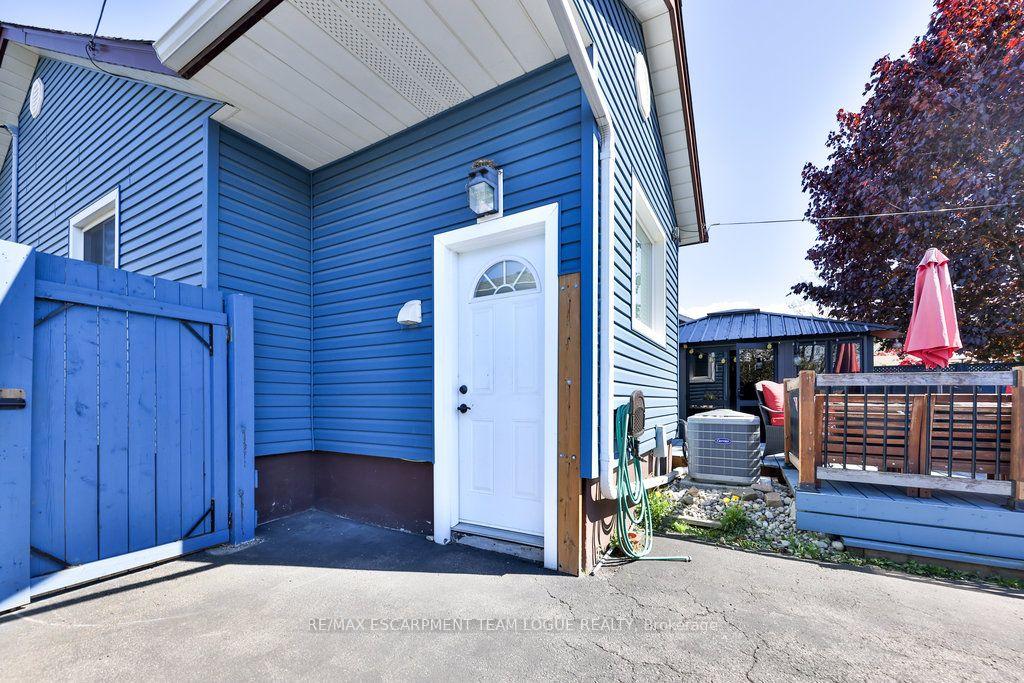 Photo 4 of Unit LOWER, 87 Margery Avenue, St. Catharines, Downtown — HOMEH