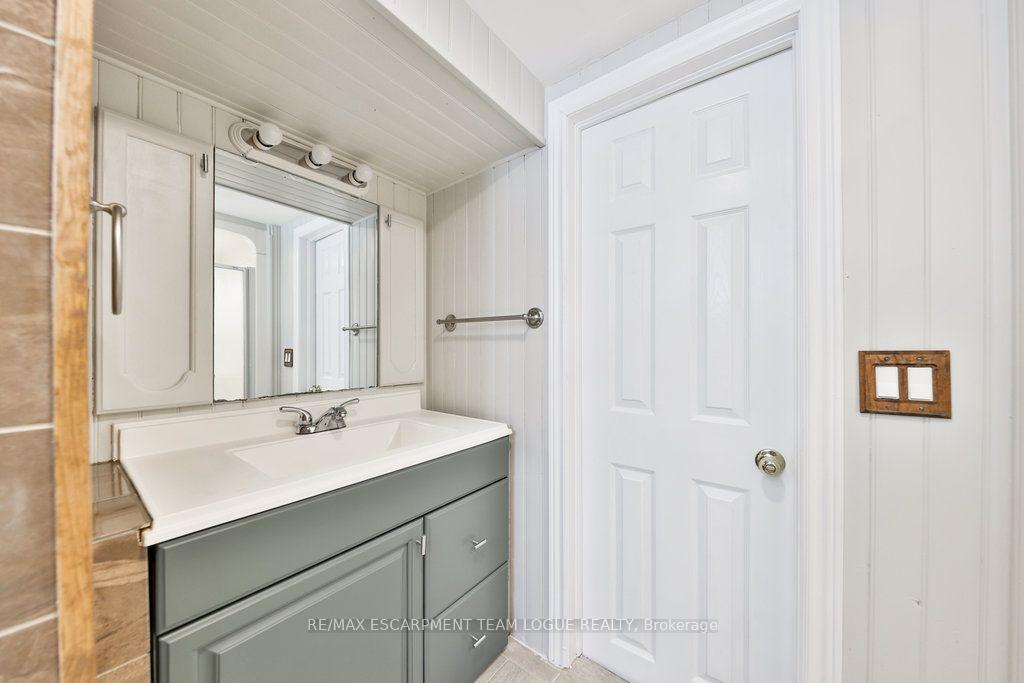 Photo 14 of Unit LOWER, 87 Margery Avenue, St. Catharines, Downtown — HOMEH