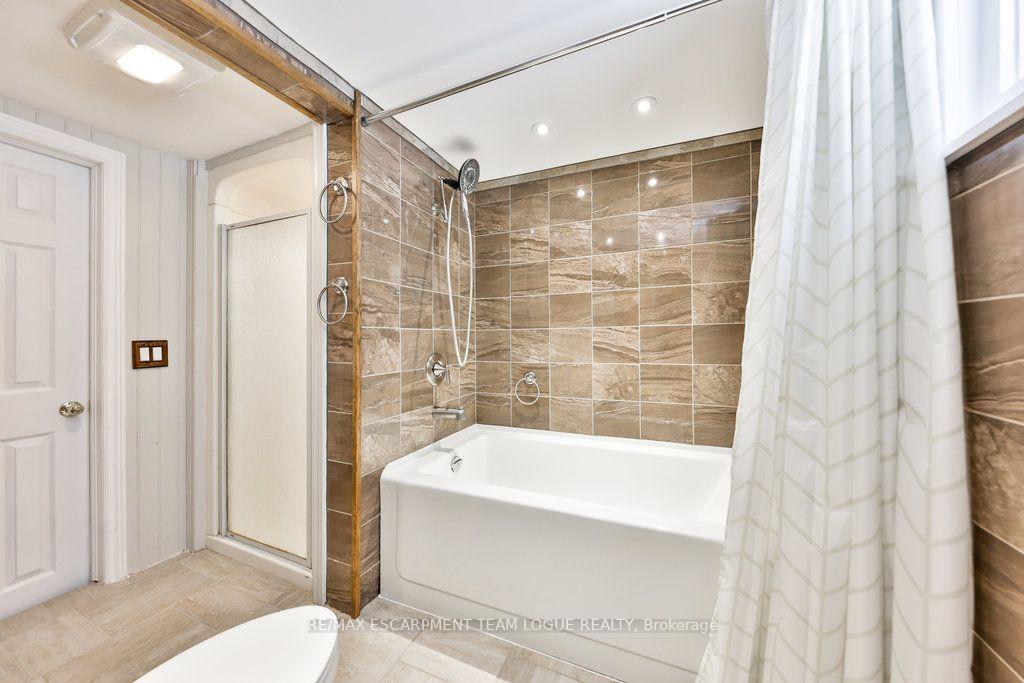 Photo 15 of Unit LOWER, 87 Margery Avenue, St. Catharines, Downtown — HOMEH