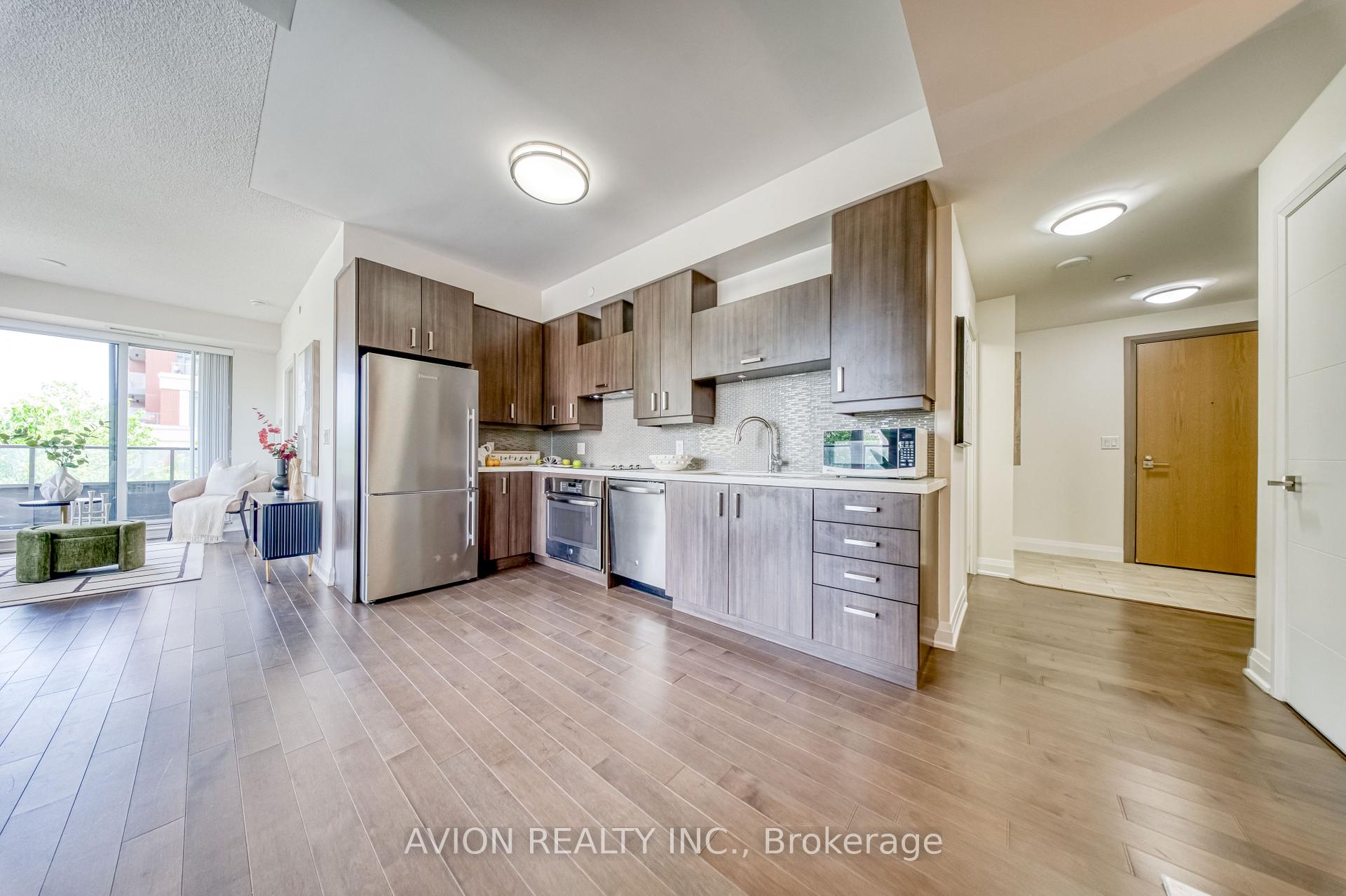 Photo 6 of Unit 217, 28 Uptown Drive, Markham, Unionville — HOMEH