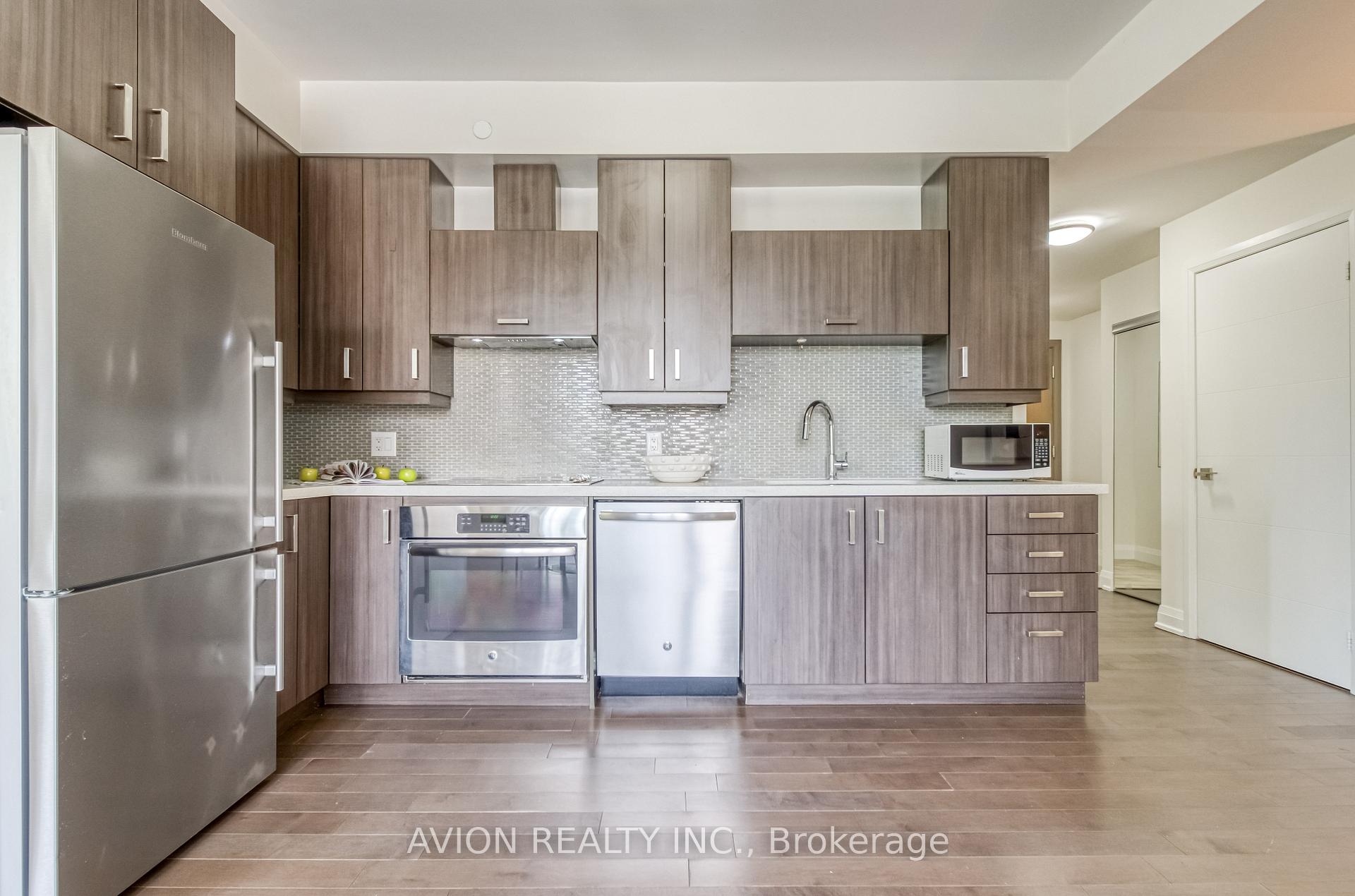 Photo 7 of Unit 217, 28 Uptown Drive, Markham, Unionville — HOMEH