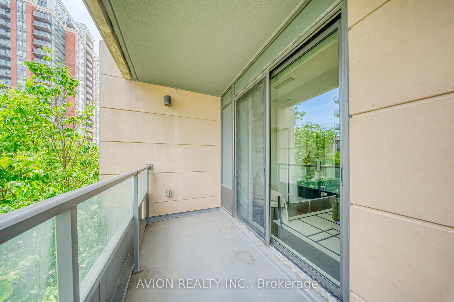 Photo 19 of Unit 217, 28 Uptown Drive, Markham, Unionville — HOMEH