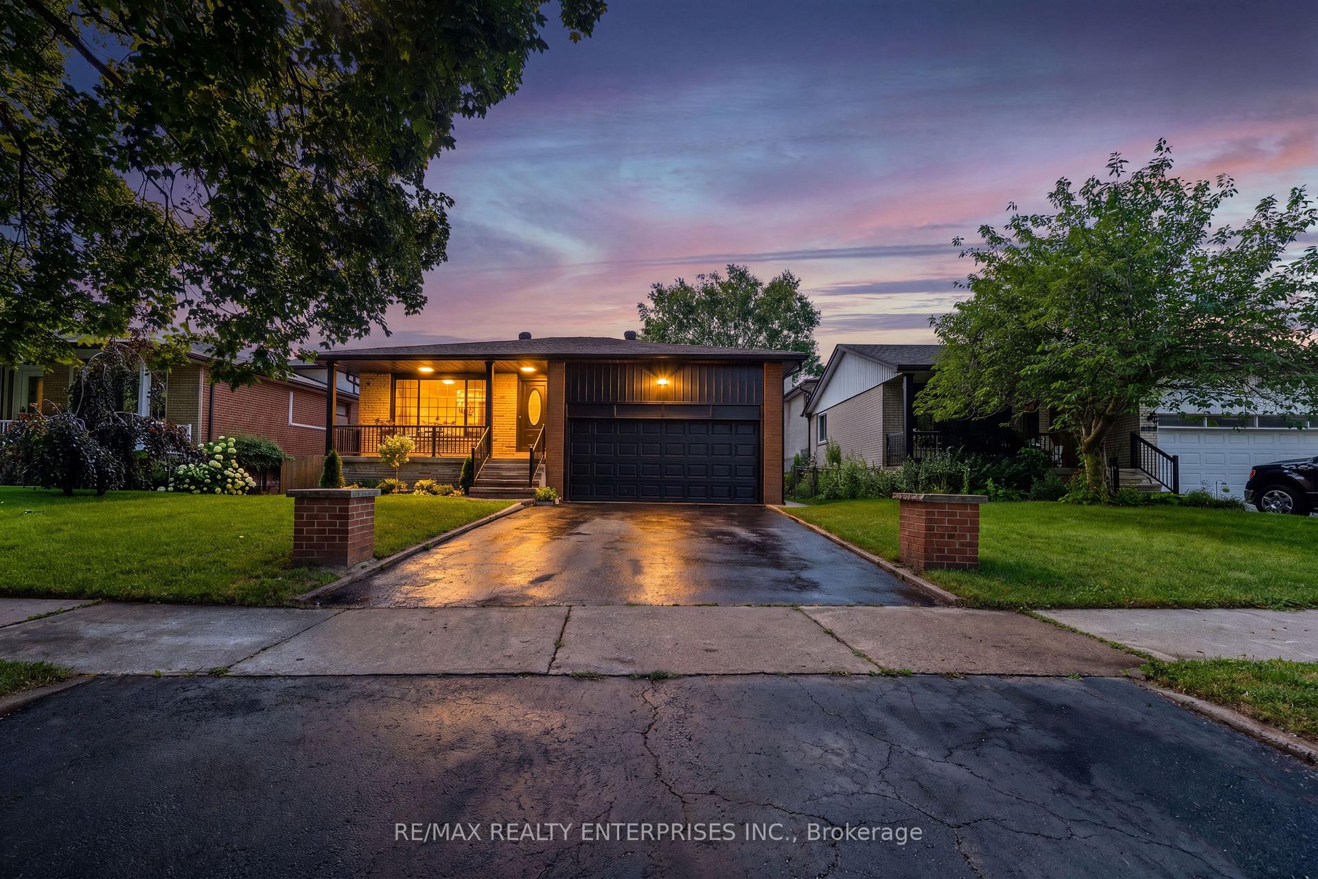 Photo 1 of Unit Upper, 2348 Denise Road, Mississauga, Lakeview — HOMEH