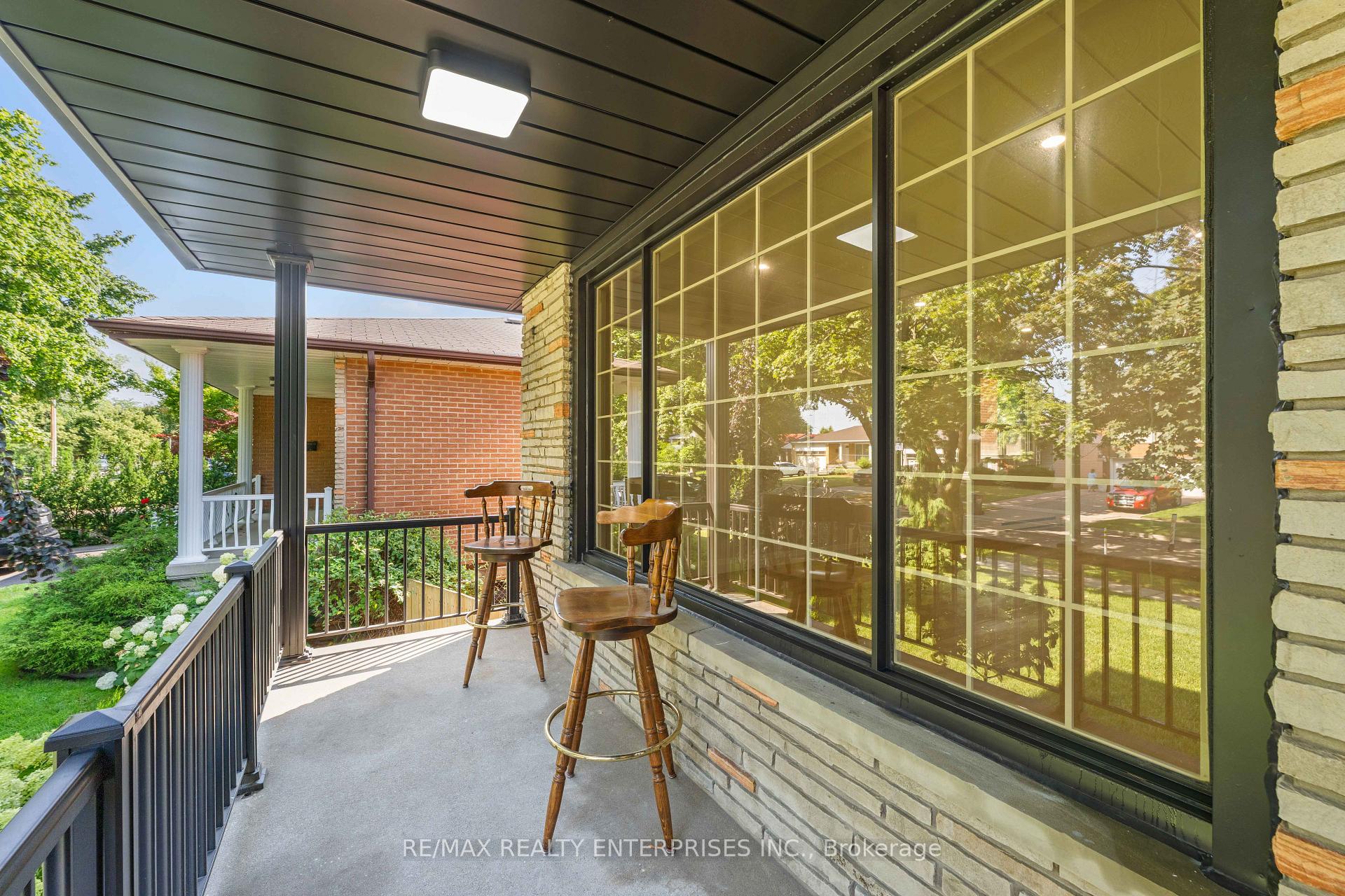 Photo 5 of Unit Upper, 2348 Denise Road, Mississauga, Lakeview — HOMEH