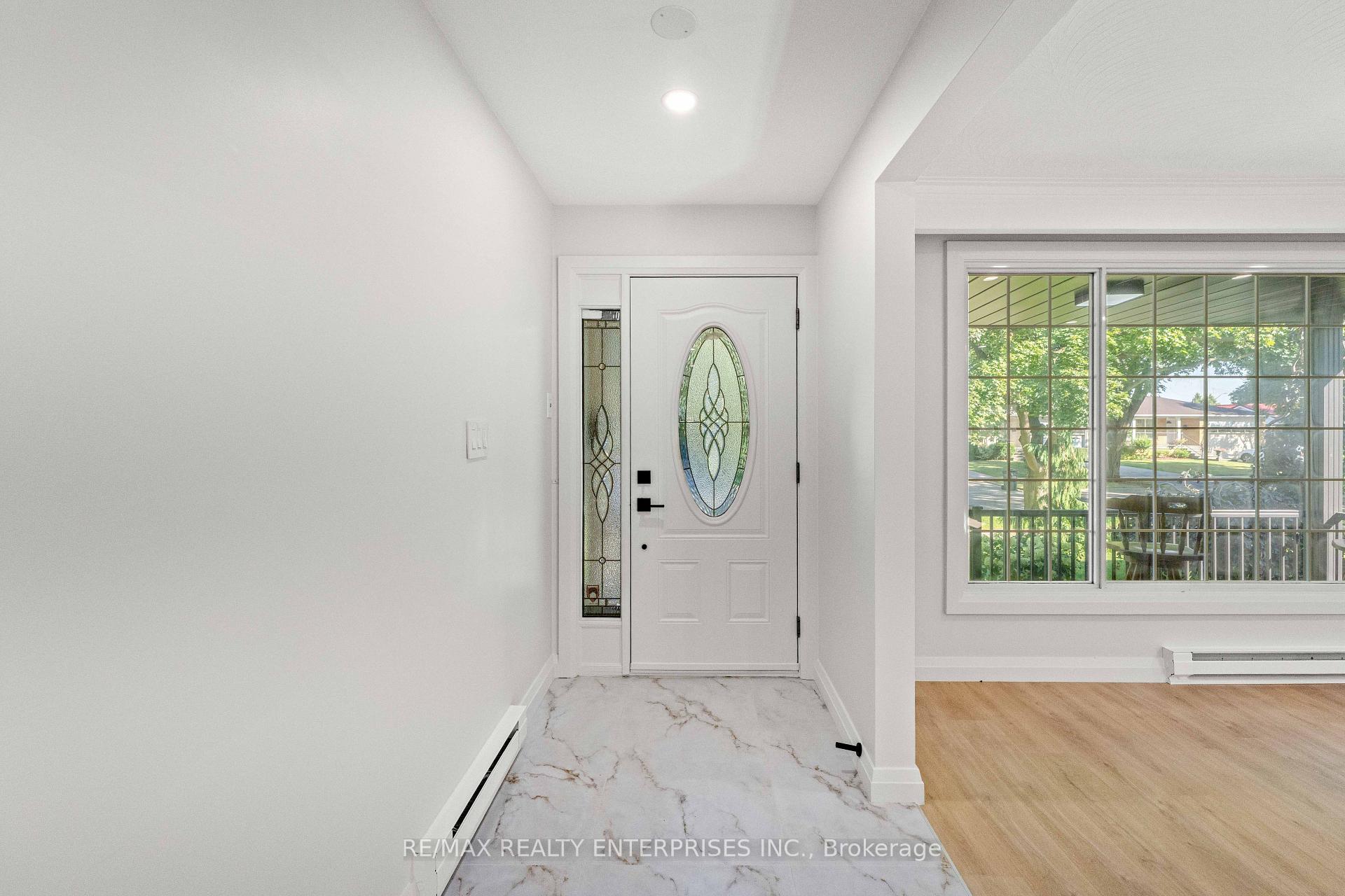 Photo 6 of Unit Upper, 2348 Denise Road, Mississauga, Lakeview — HOMEH