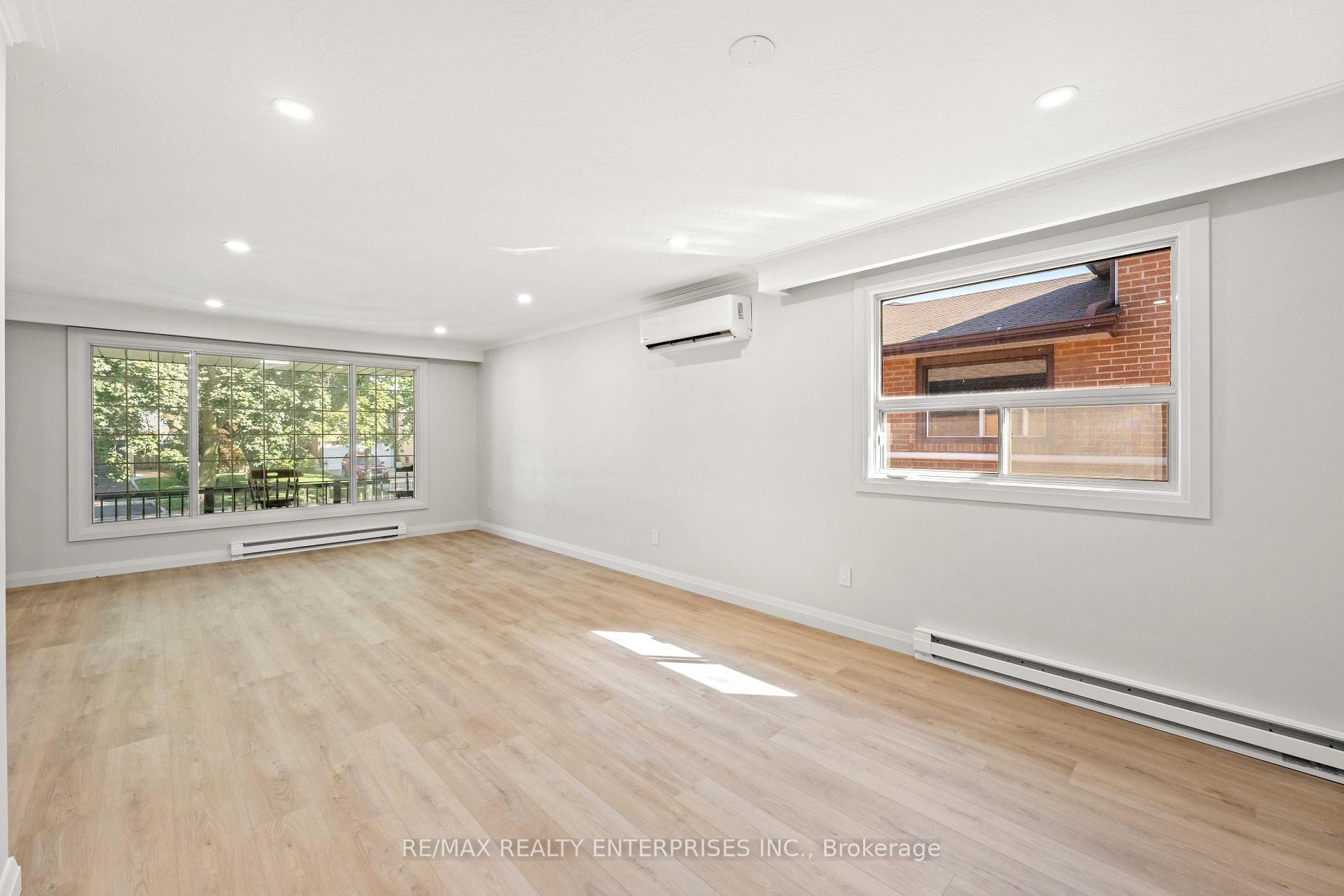 Photo 9 of Unit Upper, 2348 Denise Road, Mississauga, Lakeview — HOMEH