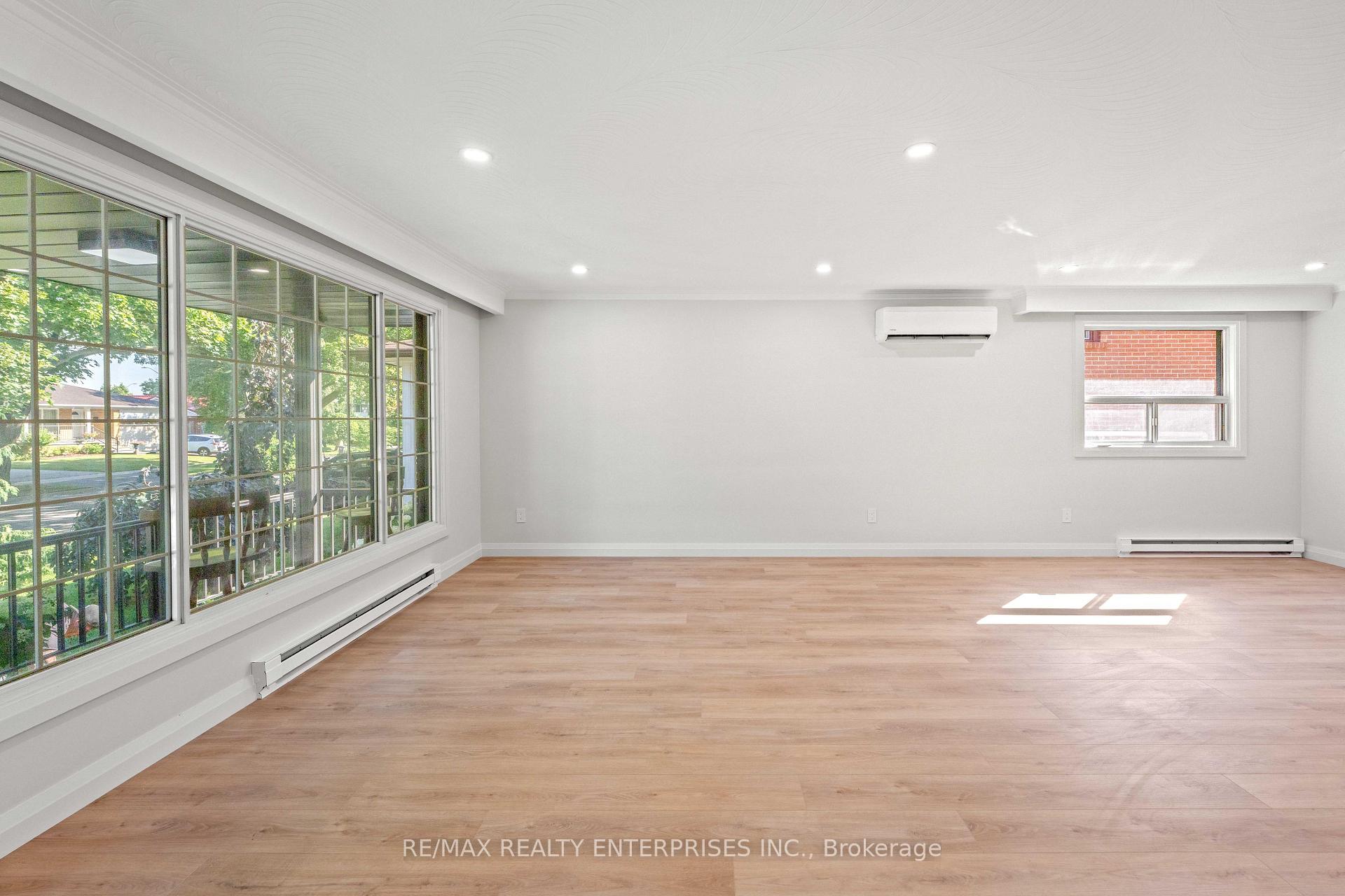 Photo 10 of Unit Upper, 2348 Denise Road, Mississauga, Lakeview — HOMEH
