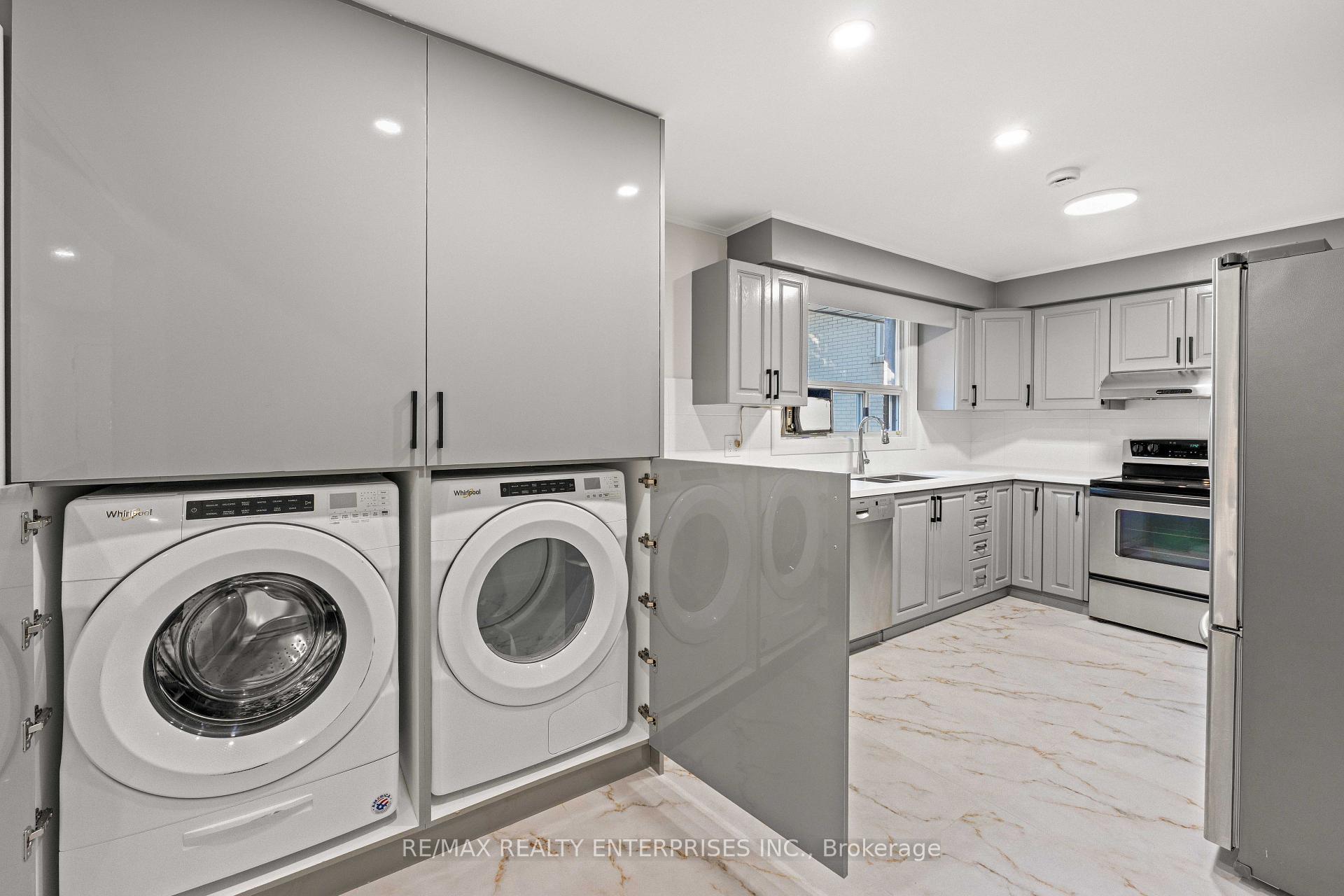 Photo 15 of Unit Upper, 2348 Denise Road, Mississauga, Lakeview — HOMEH