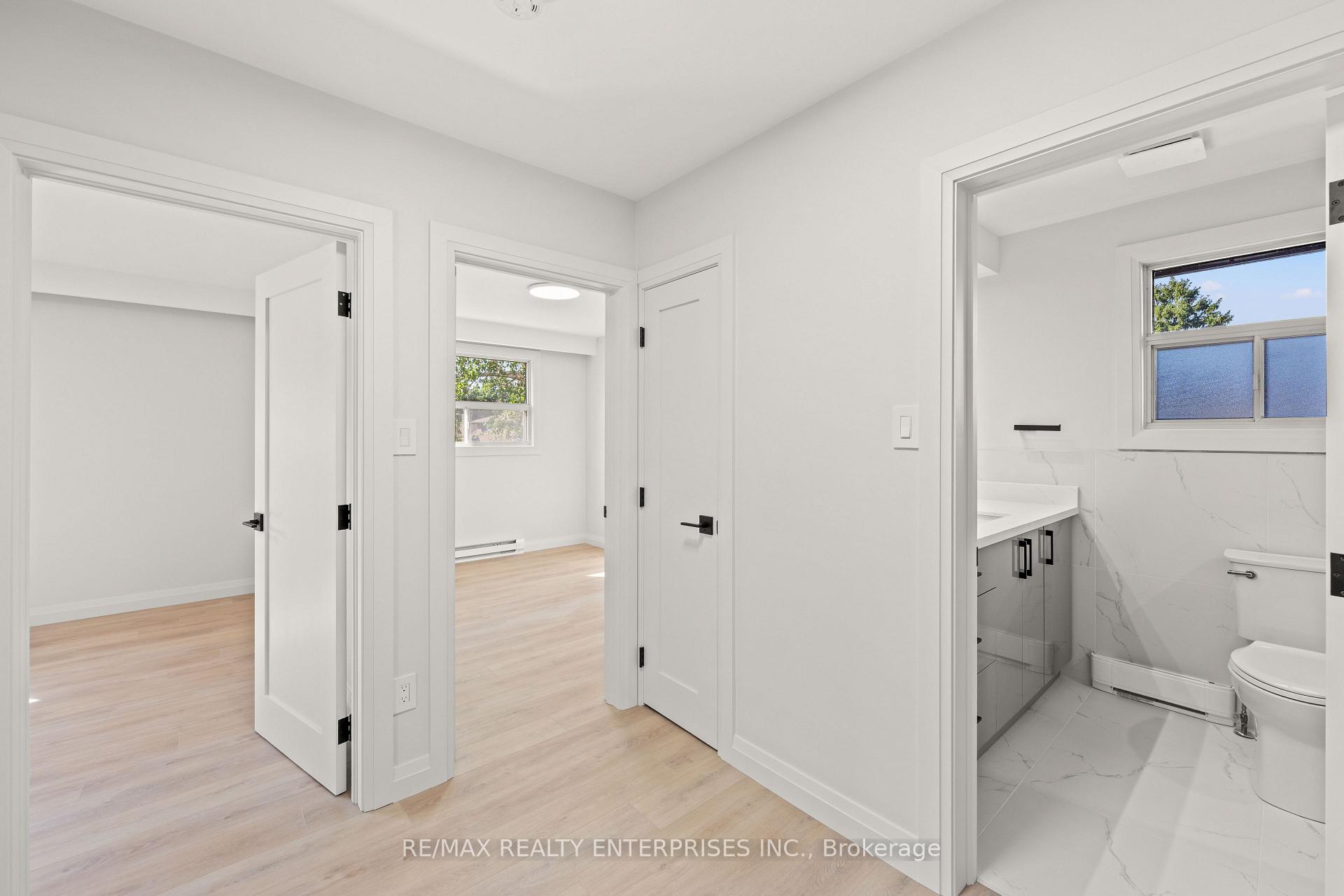 Photo 19 of Unit Upper, 2348 Denise Road, Mississauga, Lakeview — HOMEH
