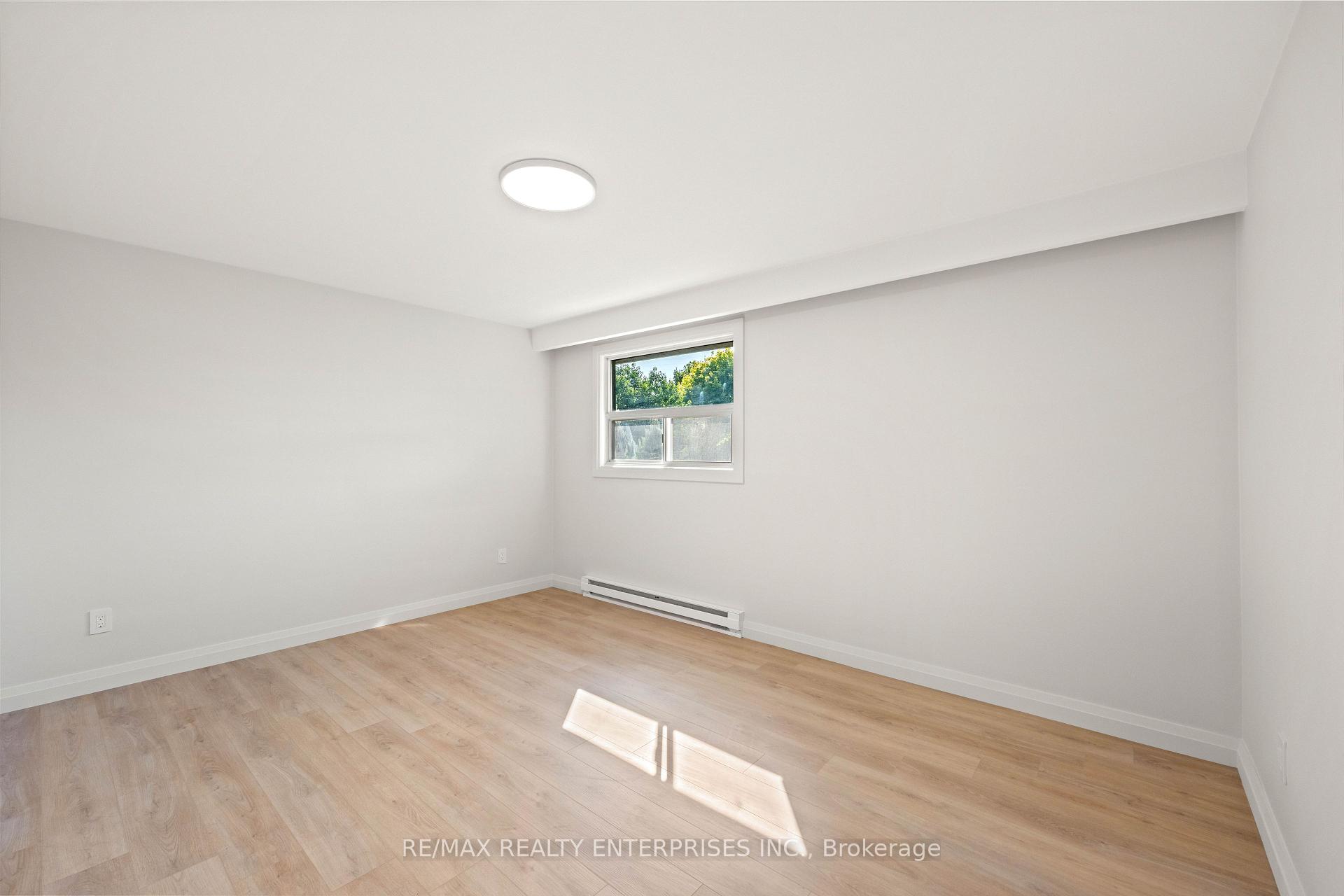 Photo 24 of Unit Upper, 2348 Denise Road, Mississauga, Lakeview — HOMEH