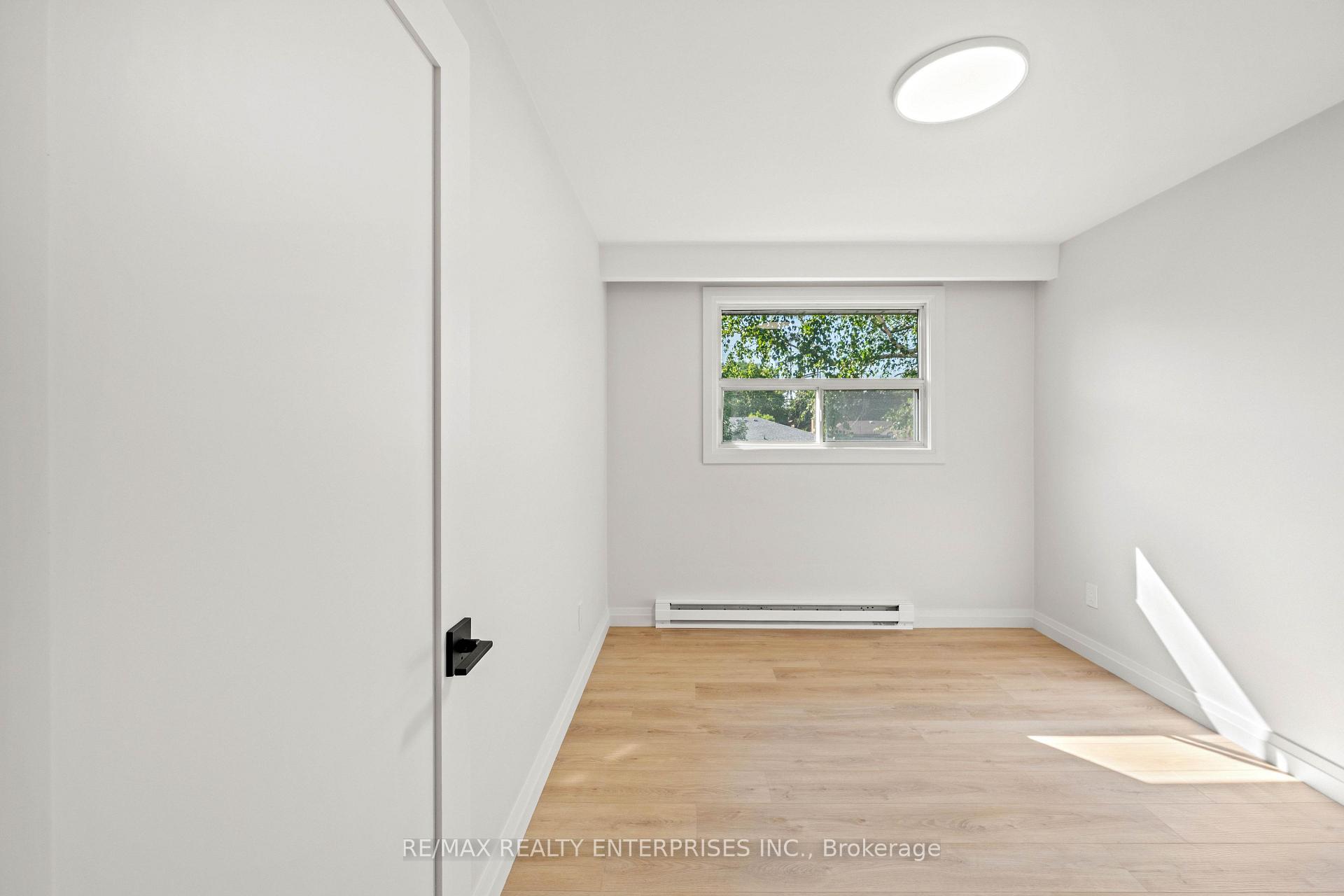 Photo 27 of Unit Upper, 2348 Denise Road, Mississauga, Lakeview — HOMEH