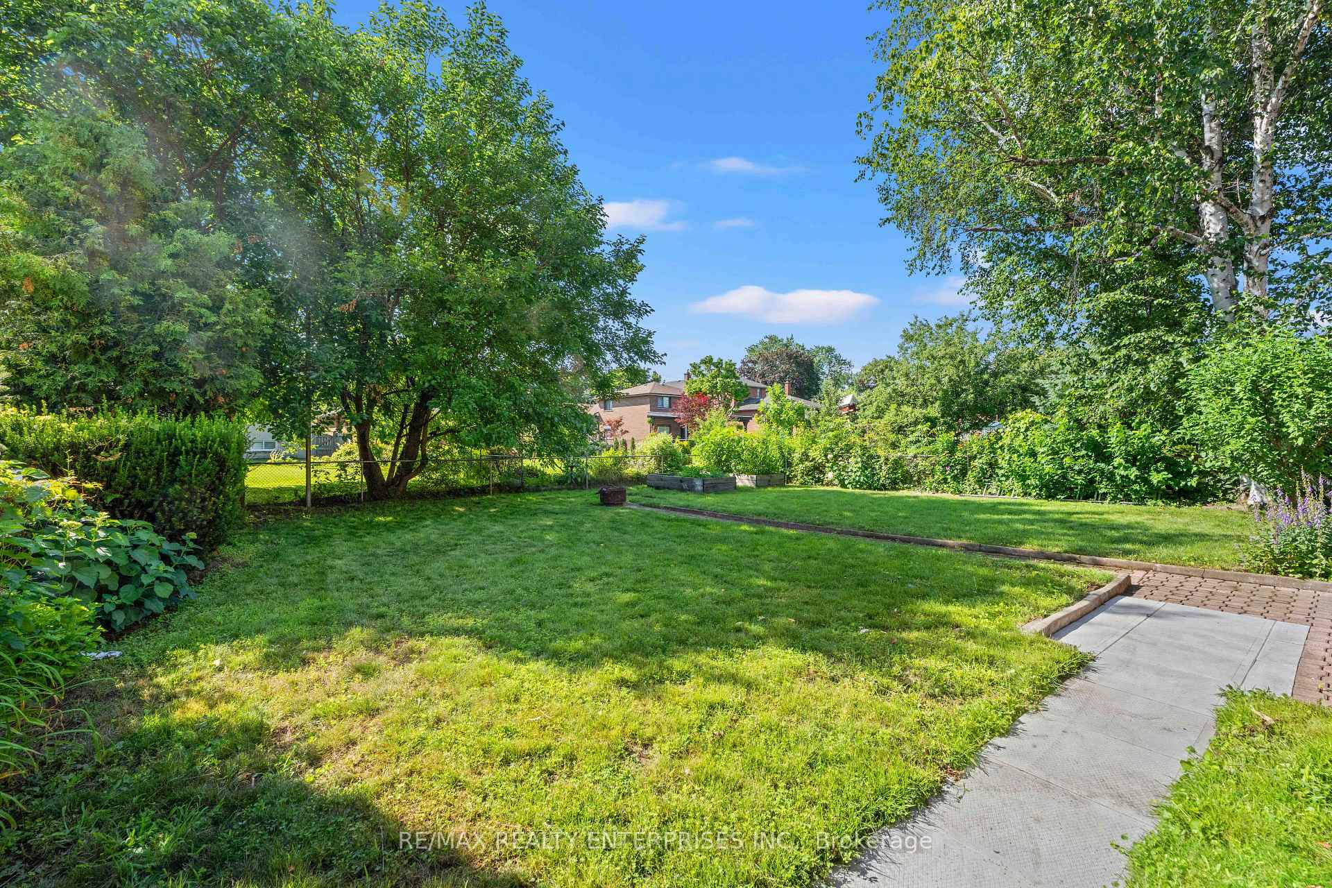 Photo 38 of Unit Upper, 2348 Denise Road, Mississauga, Lakeview — HOMEH