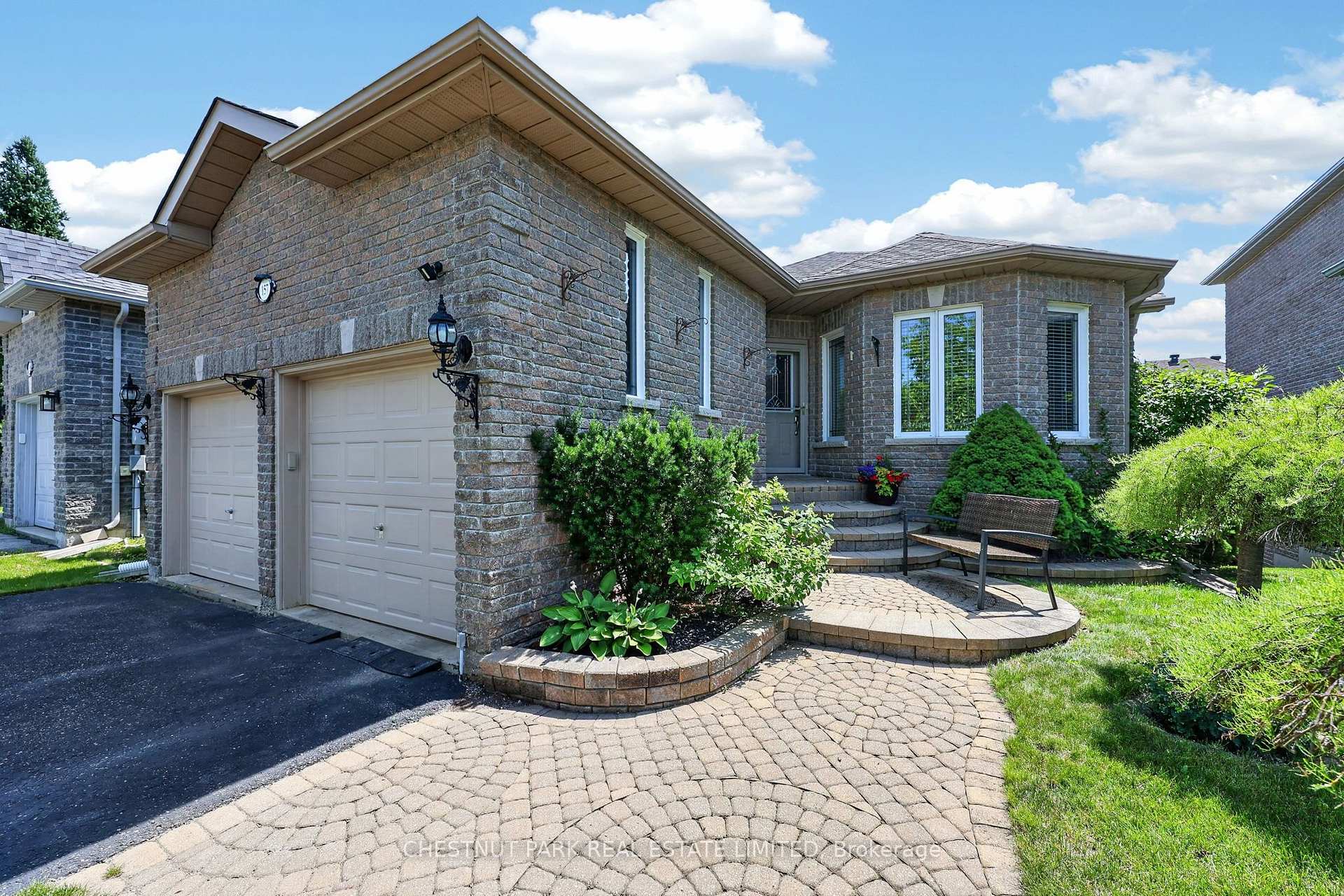 Photo 1 of 157 Birkhall Place, Barrie, Innis-Shore — HOMEH