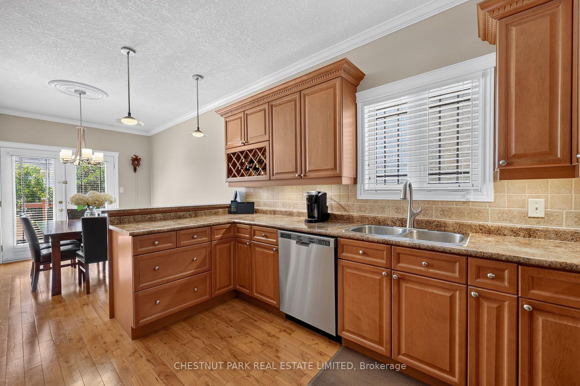 Photo 16 of 157 Birkhall Place, Barrie, Innis-Shore — HOMEH