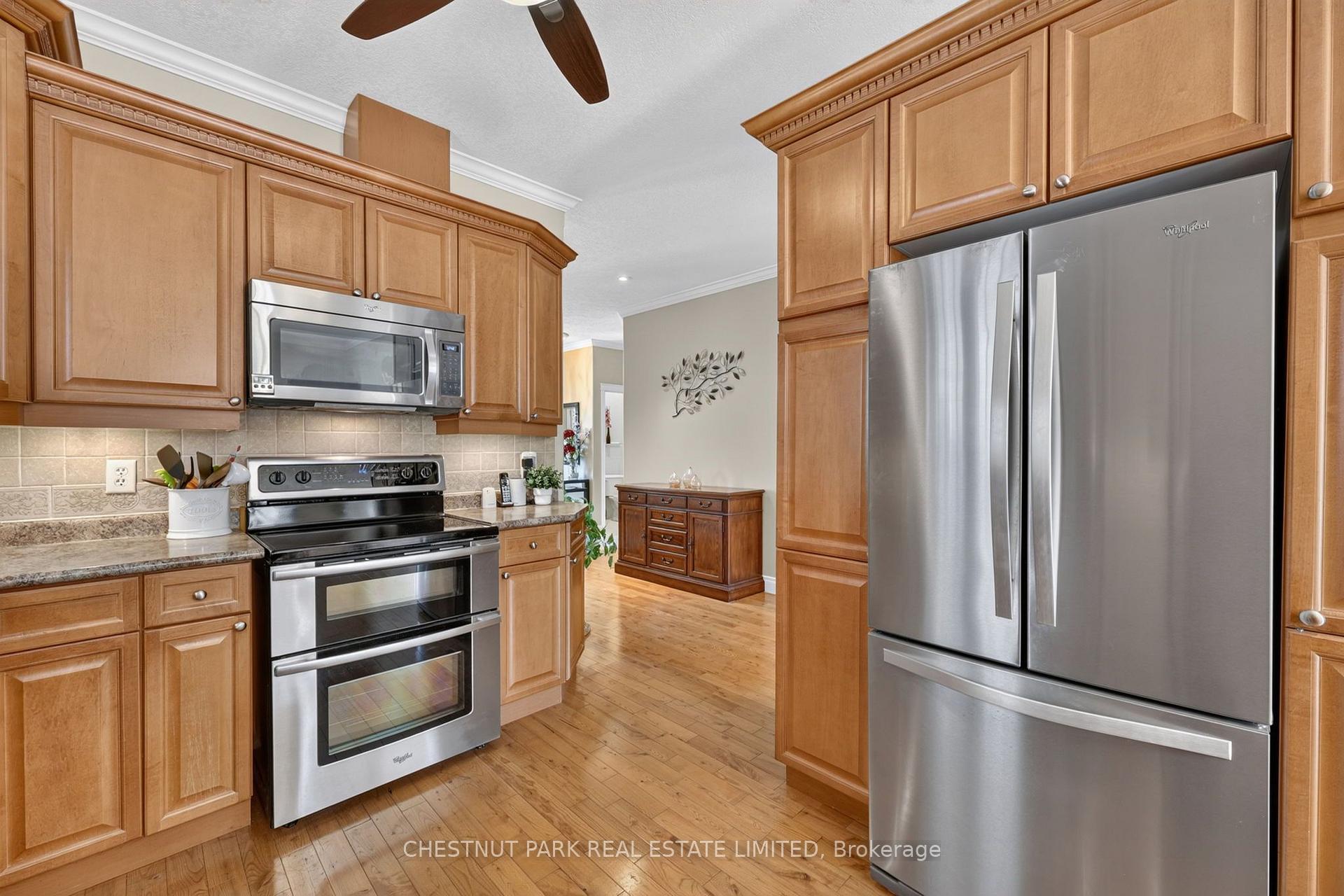 Photo 20 of 157 Birkhall Place, Barrie, Innis-Shore — HOMEH