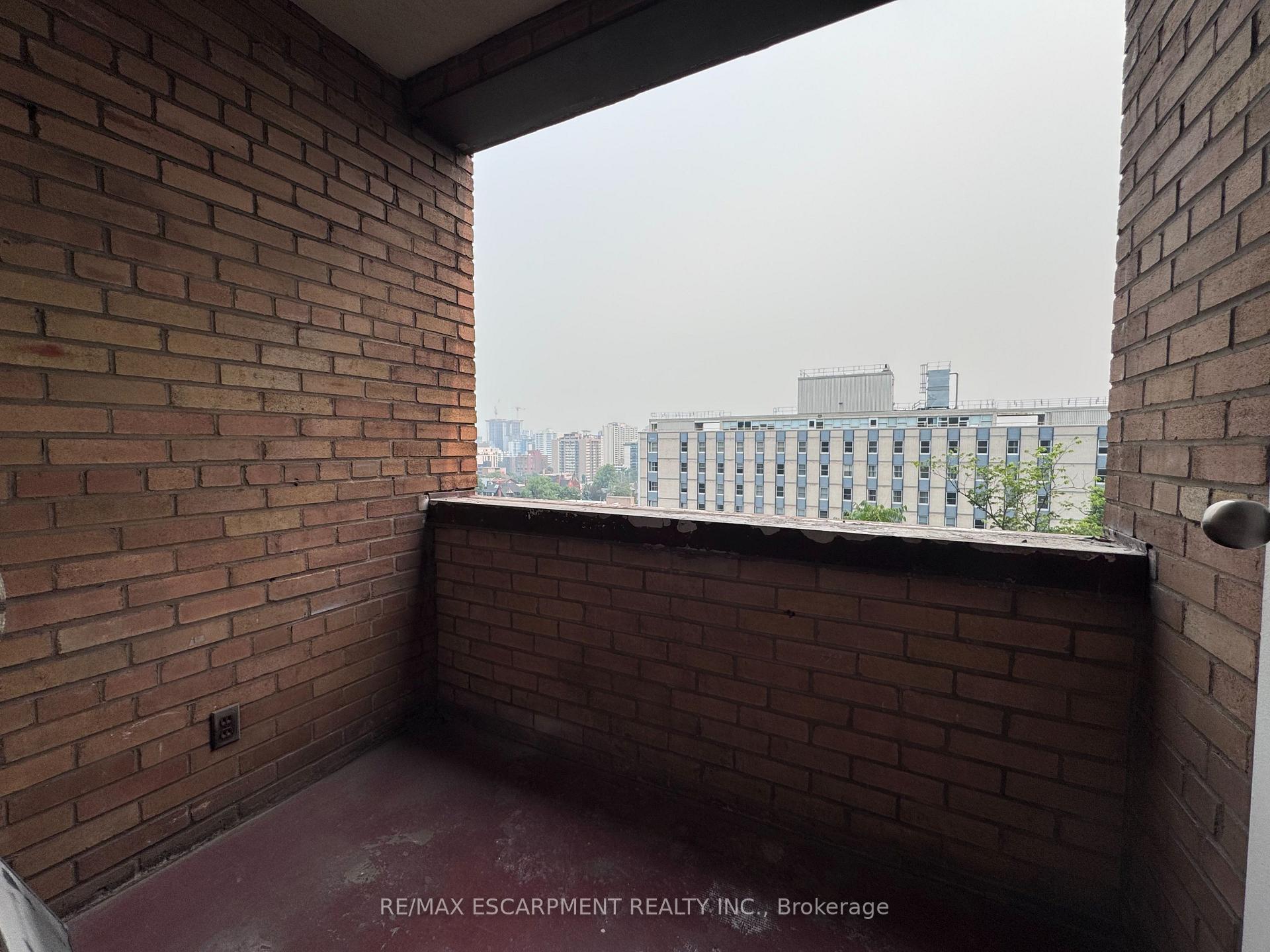 Photo 4 of Unit 405, 325A James Street S, Hamilton, Durand — HOMEH