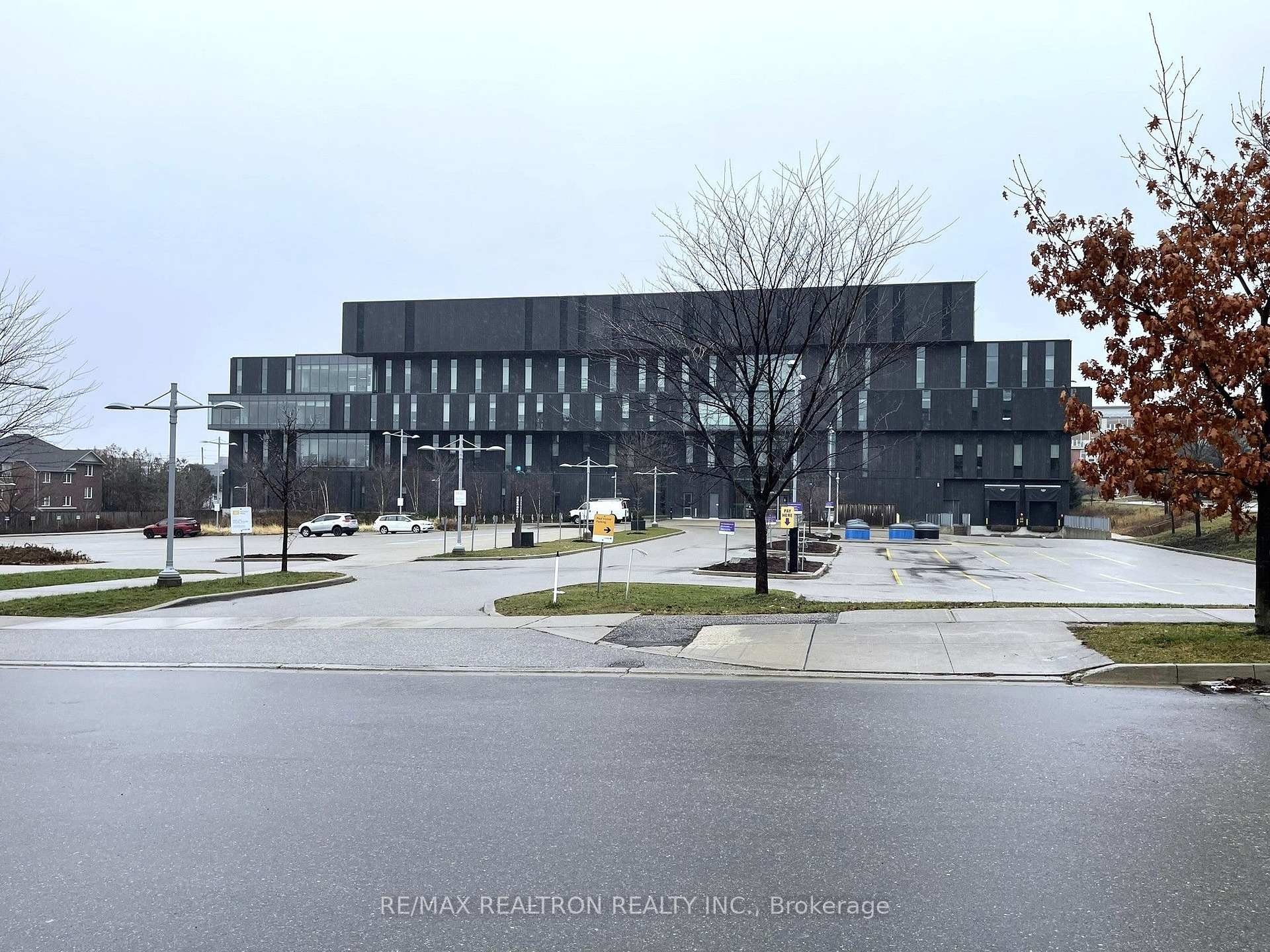 Photo 53 of Unit B302, 275 Larch Street, Waterloo, Beechwood/University — HOMEH