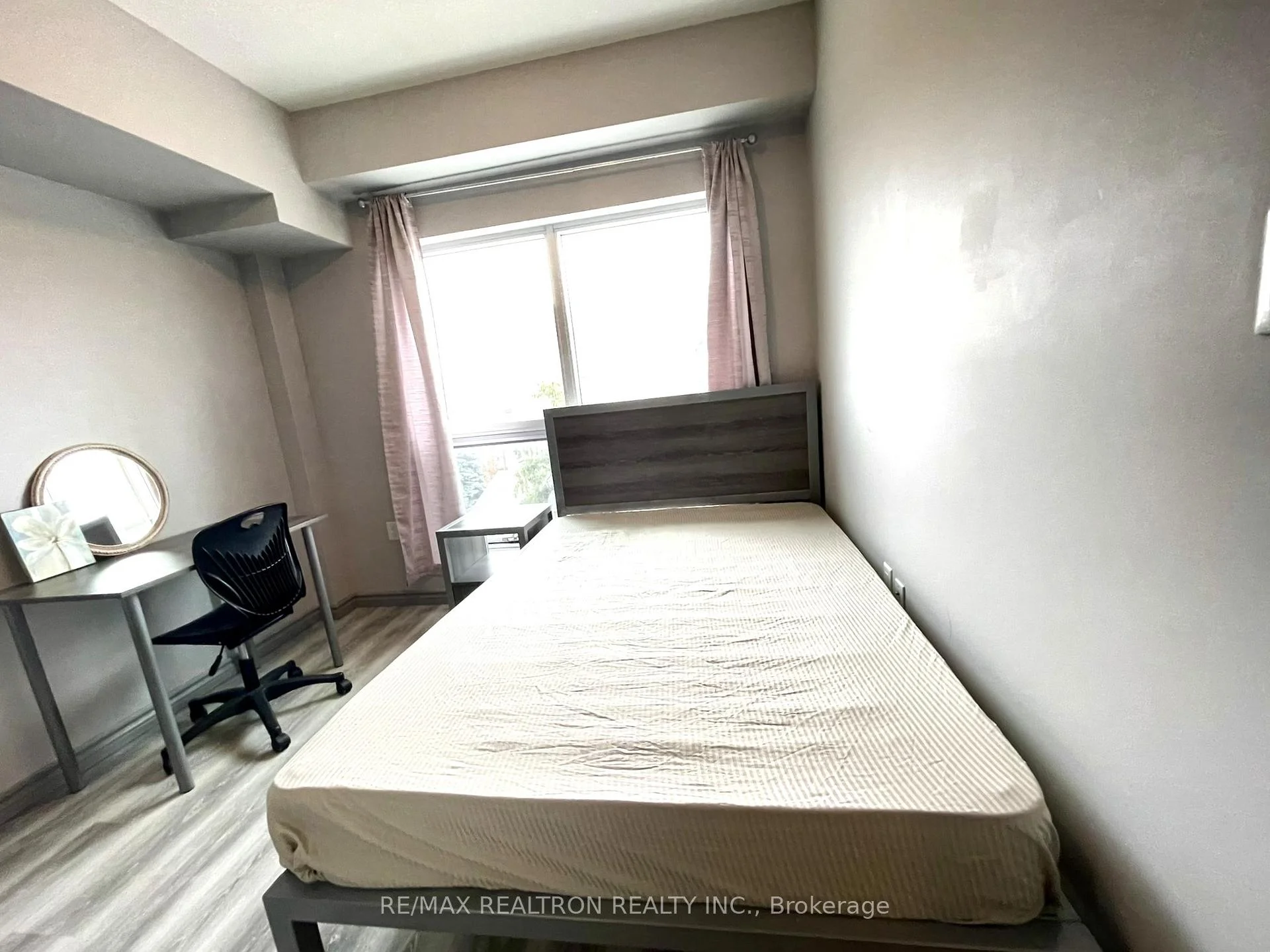 Photo 38 of Unit B302, 275 Larch Street, Waterloo, Beechwood/University — HOMEH