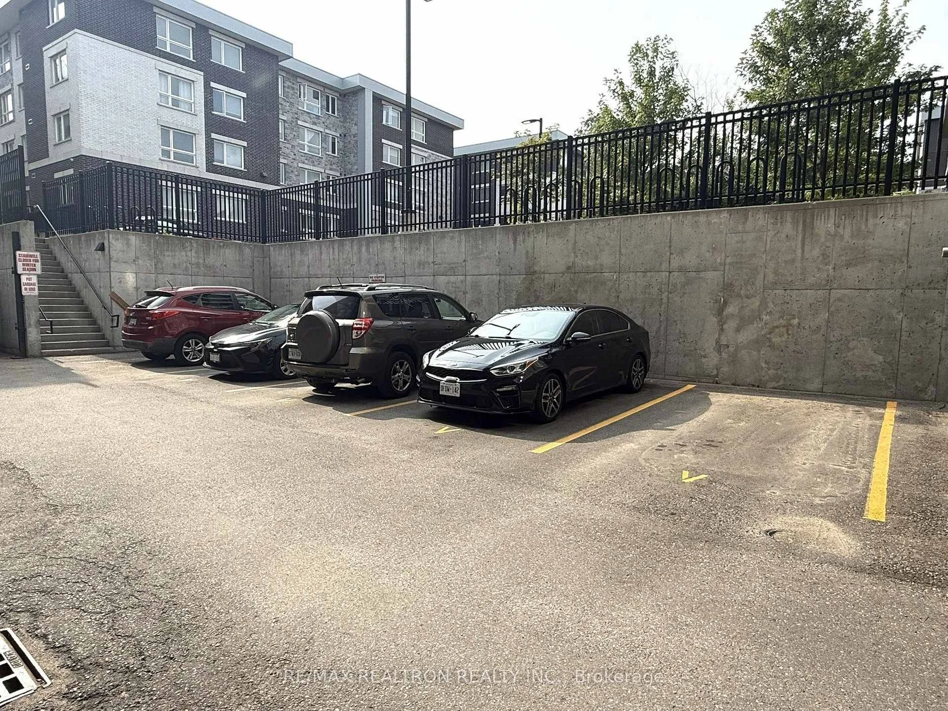Photo 48 of Unit B302, 275 Larch Street, Waterloo, Beechwood/University — HOMEH