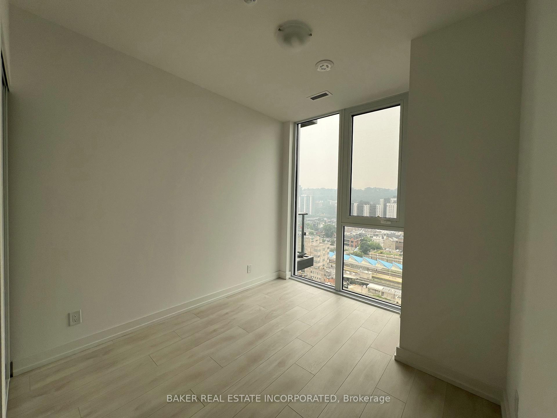 Photo 13 of Unit 1519, 75 James Street S, Hamilton, Corktown — HOMEH