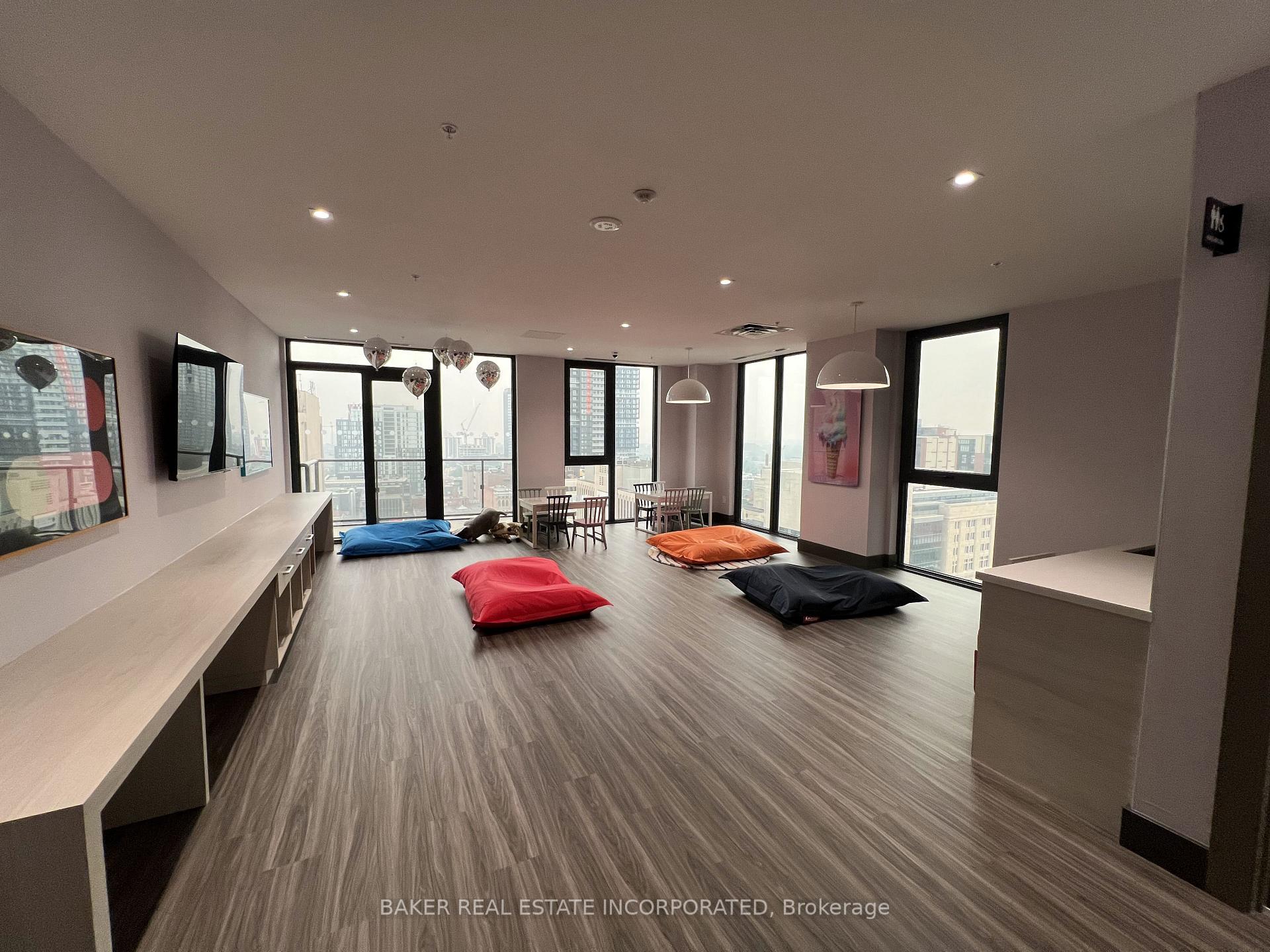 Photo 21 of Unit 1519, 75 James Street S, Hamilton, Corktown — HOMEH