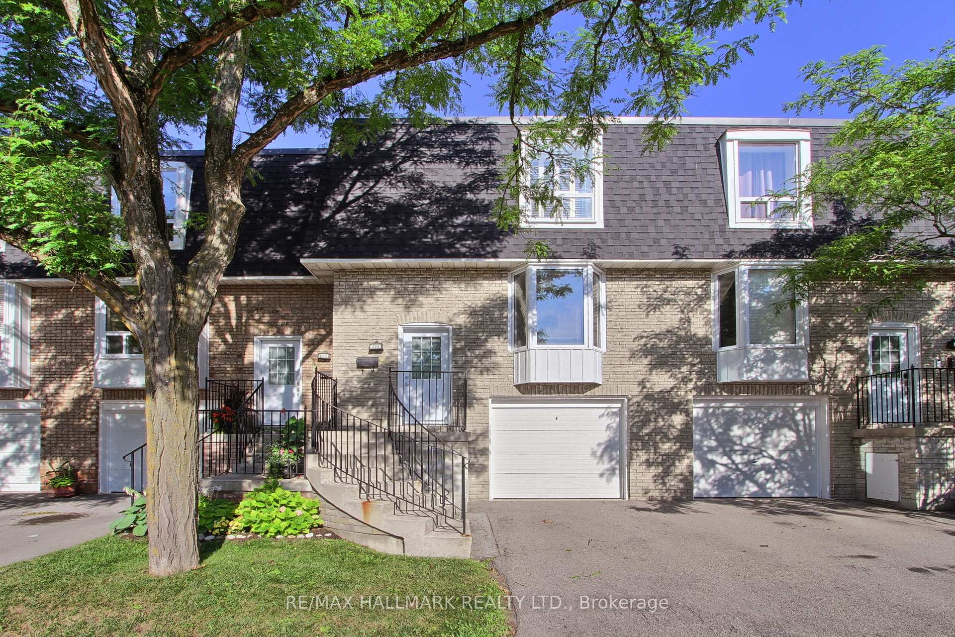 Photo 1 of Unit 50, 208 Royal Orchard Boulevard, Markham, Royal Orchard — HOMEH