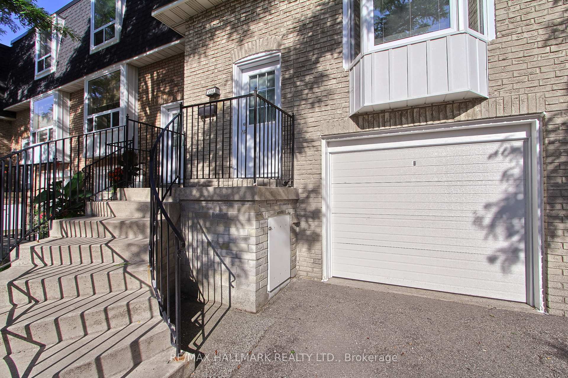 Photo 2 of Unit 50, 208 Royal Orchard Boulevard, Markham, Royal Orchard — HOMEH