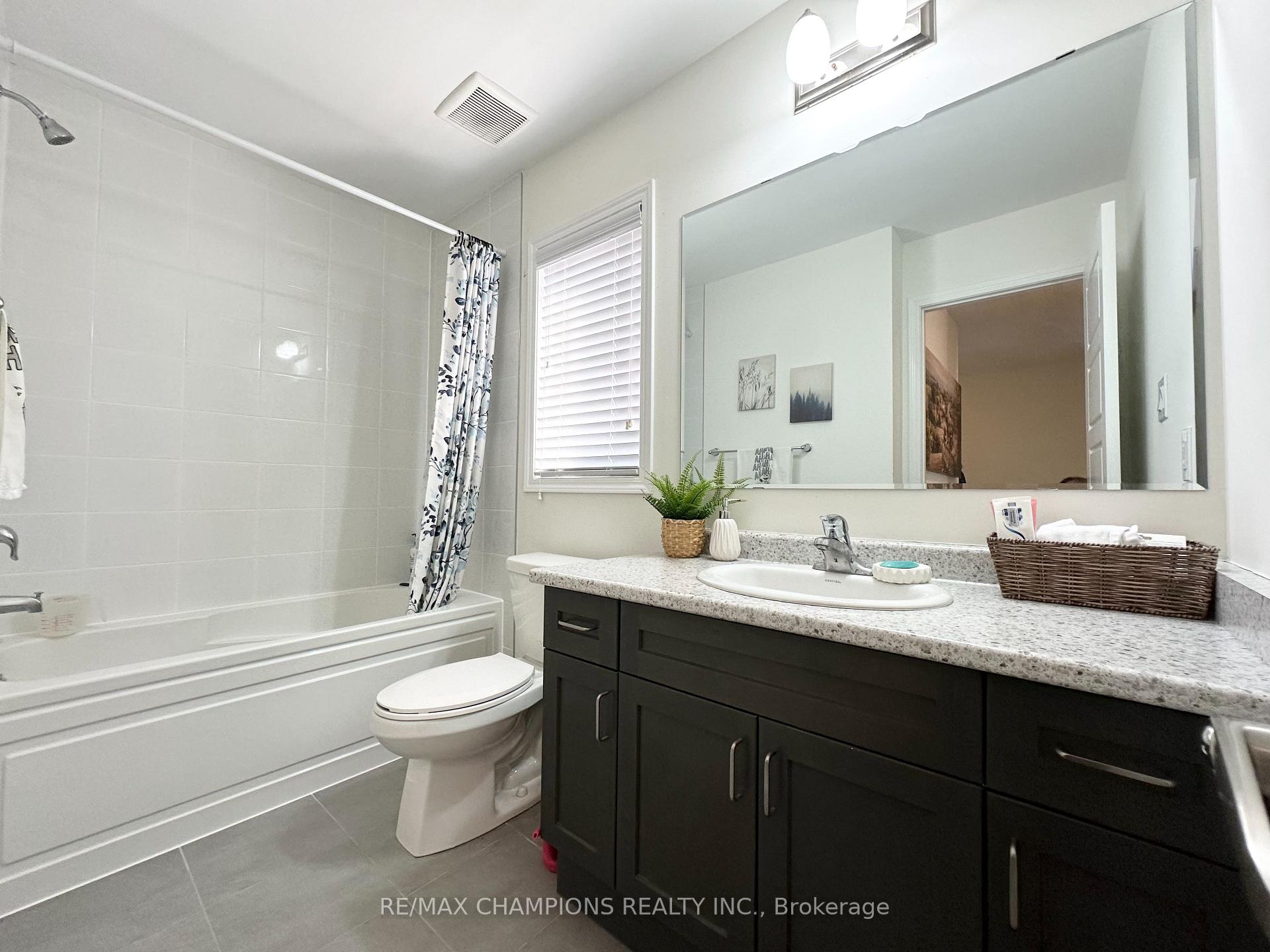 Photo 24 of Unit 29, 1222 Rose Way, Milton, Cobban — HOMEH