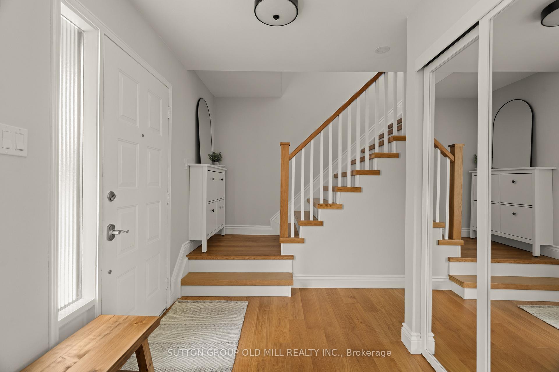 Photo 4 of 262 Chalmers Street, Oakville, Bronte — HOMEH