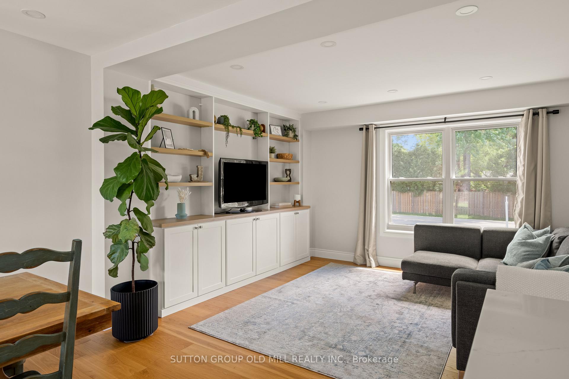 Photo 6 of 262 Chalmers Street, Oakville, Bronte — HOMEH