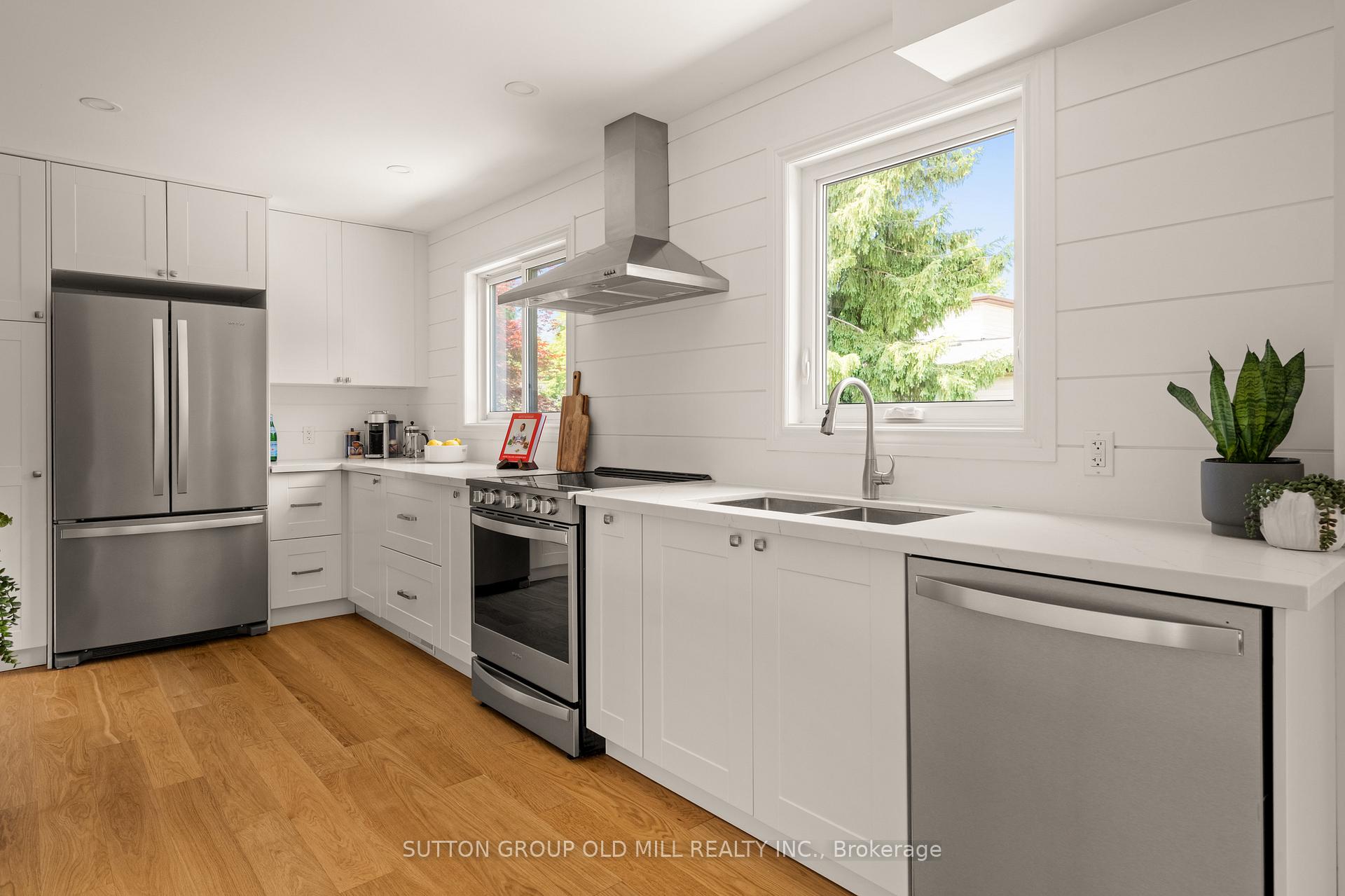 Photo 15 of 262 Chalmers Street, Oakville, Bronte — HOMEH