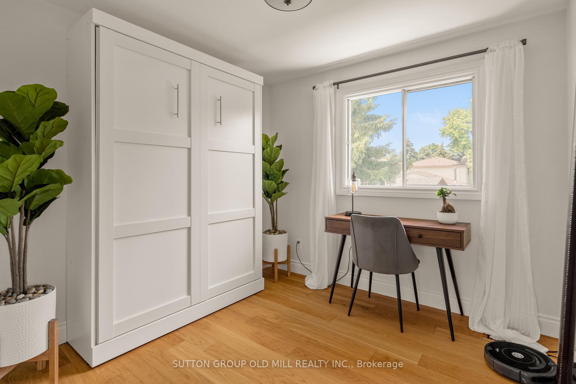Photo 24 of 262 Chalmers Street, Oakville, Bronte — HOMEH