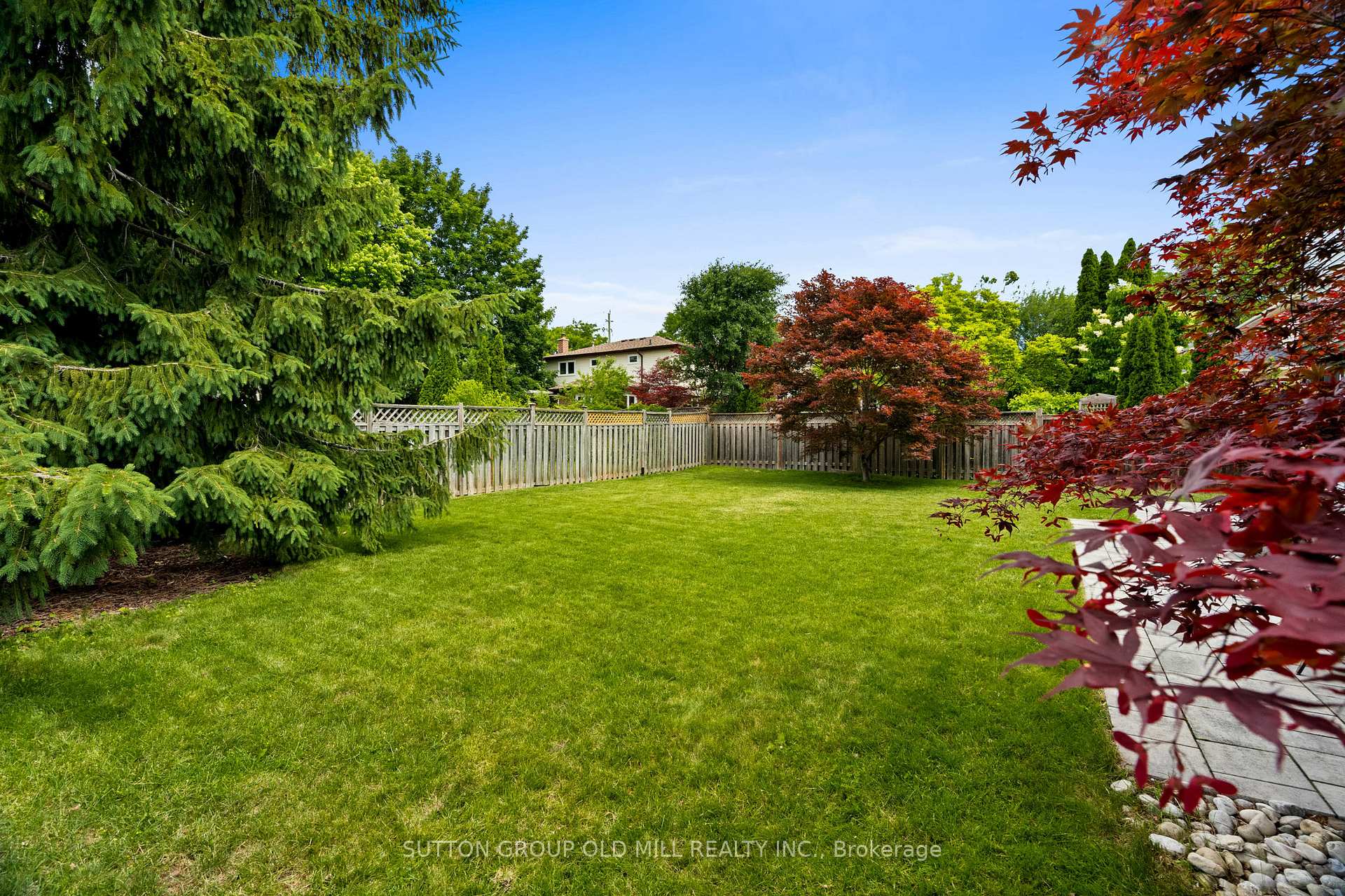 Photo 36 of 262 Chalmers Street, Oakville, Bronte — HOMEH