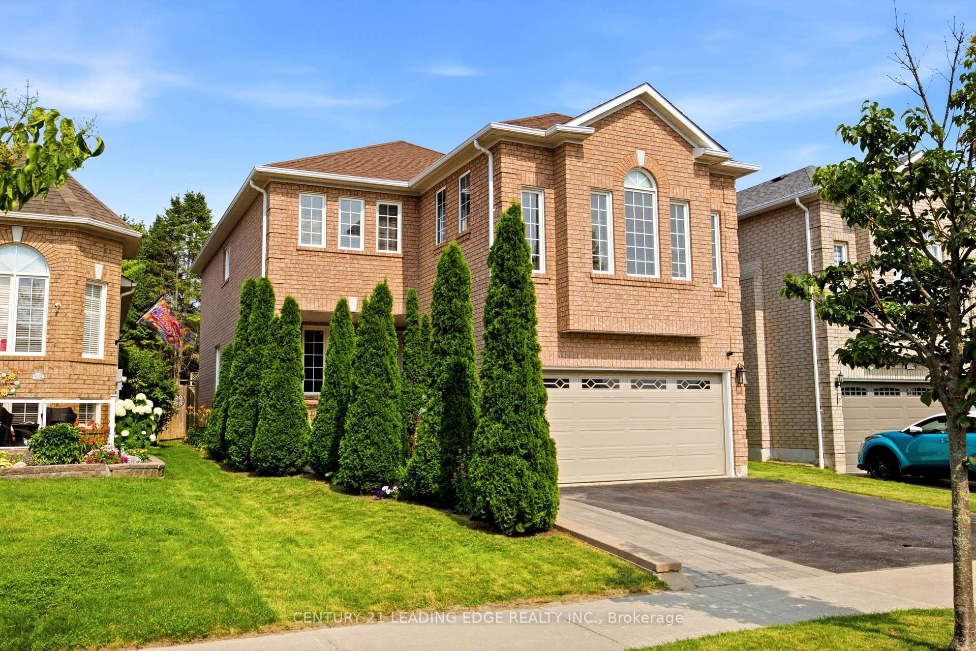 Photo 2 of 131 Tom Edwards Drive, Whitby, Rolling Acres — HOMEH