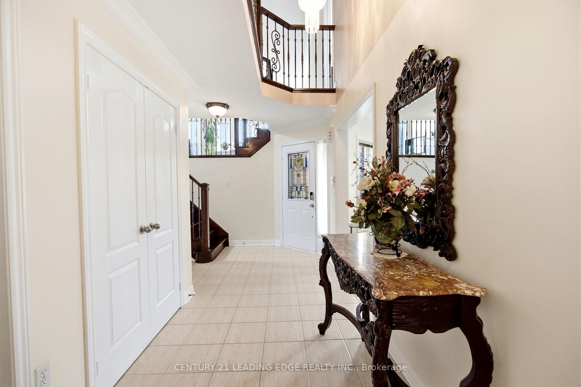 Photo 6 of 131 Tom Edwards Drive, Whitby, Rolling Acres — HOMEH