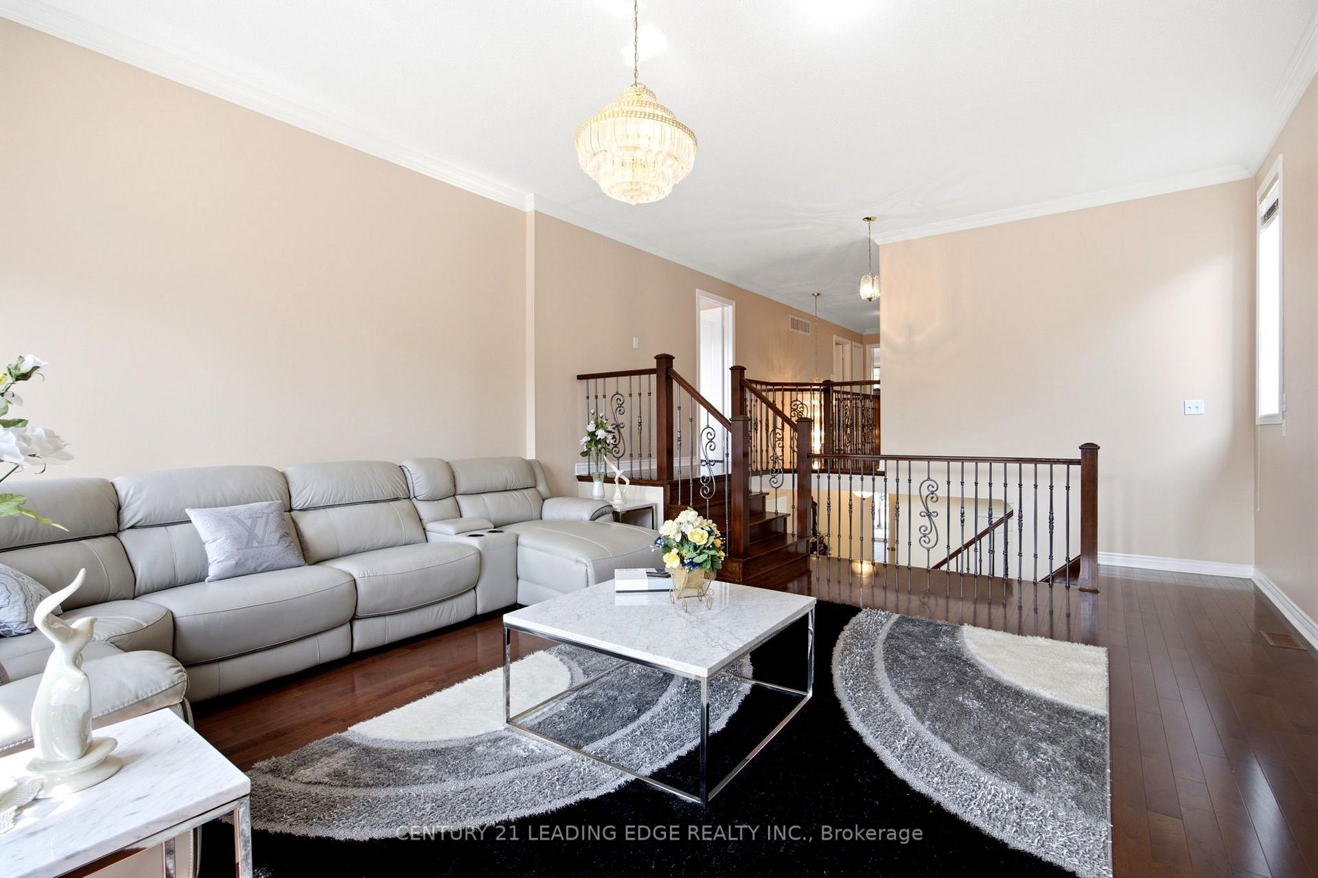 Photo 22 of 131 Tom Edwards Drive, Whitby, Rolling Acres — HOMEH