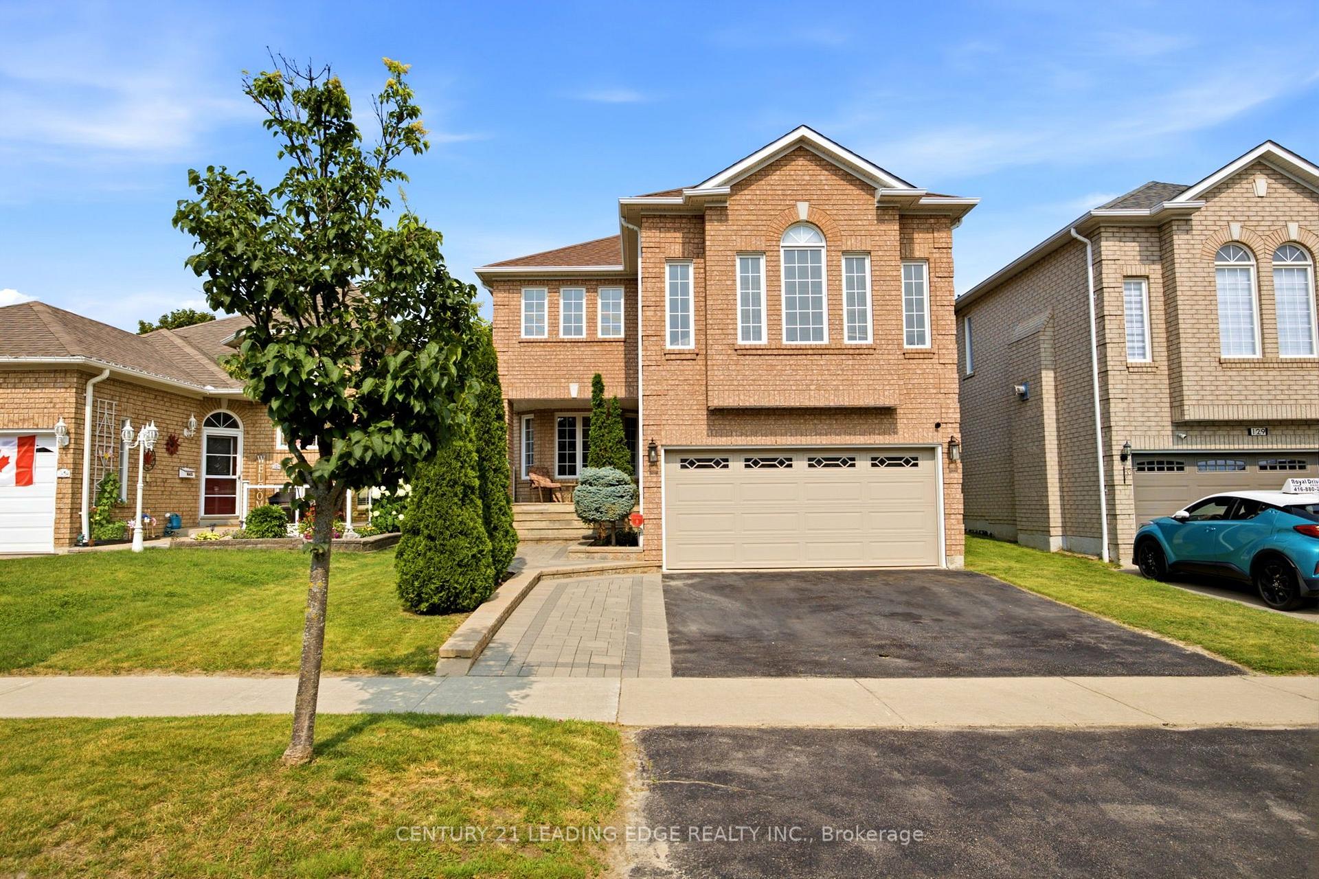 Photo 48 of 131 Tom Edwards Drive, Whitby, Rolling Acres — HOMEH