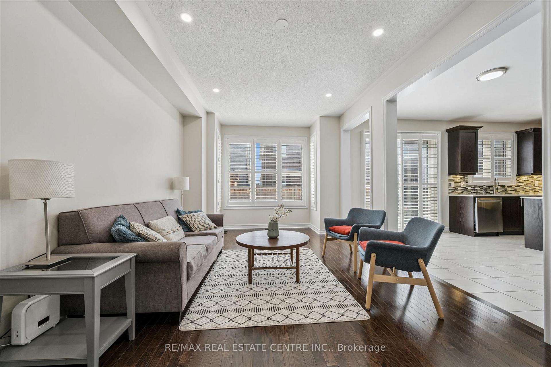 Photo 27 of 37 Zanetta Crescent, Brampton, Credit Valley — HOMEH