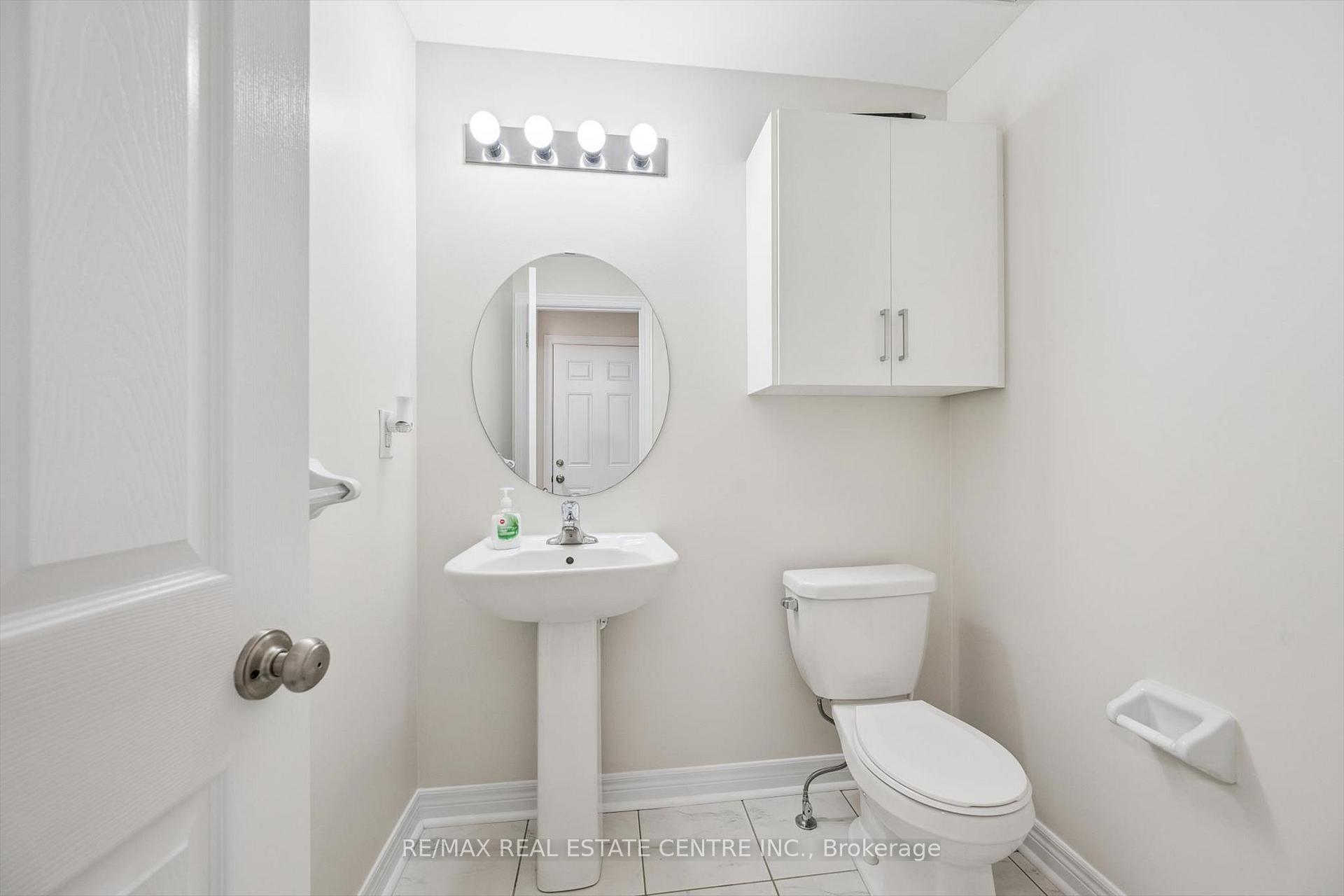 Photo 2 of 37 Zanetta Crescent, Brampton, Credit Valley — HOMEH