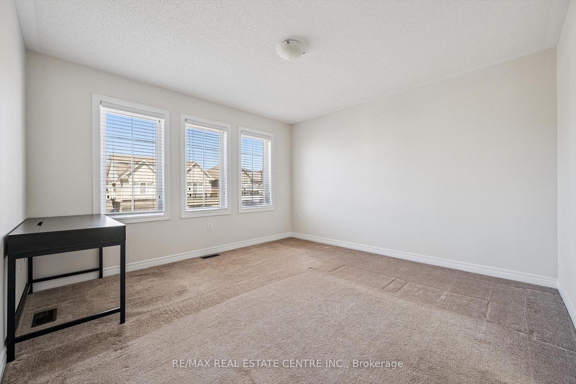 Photo 35 of 37 Zanetta Crescent, Brampton, Credit Valley — HOMEH