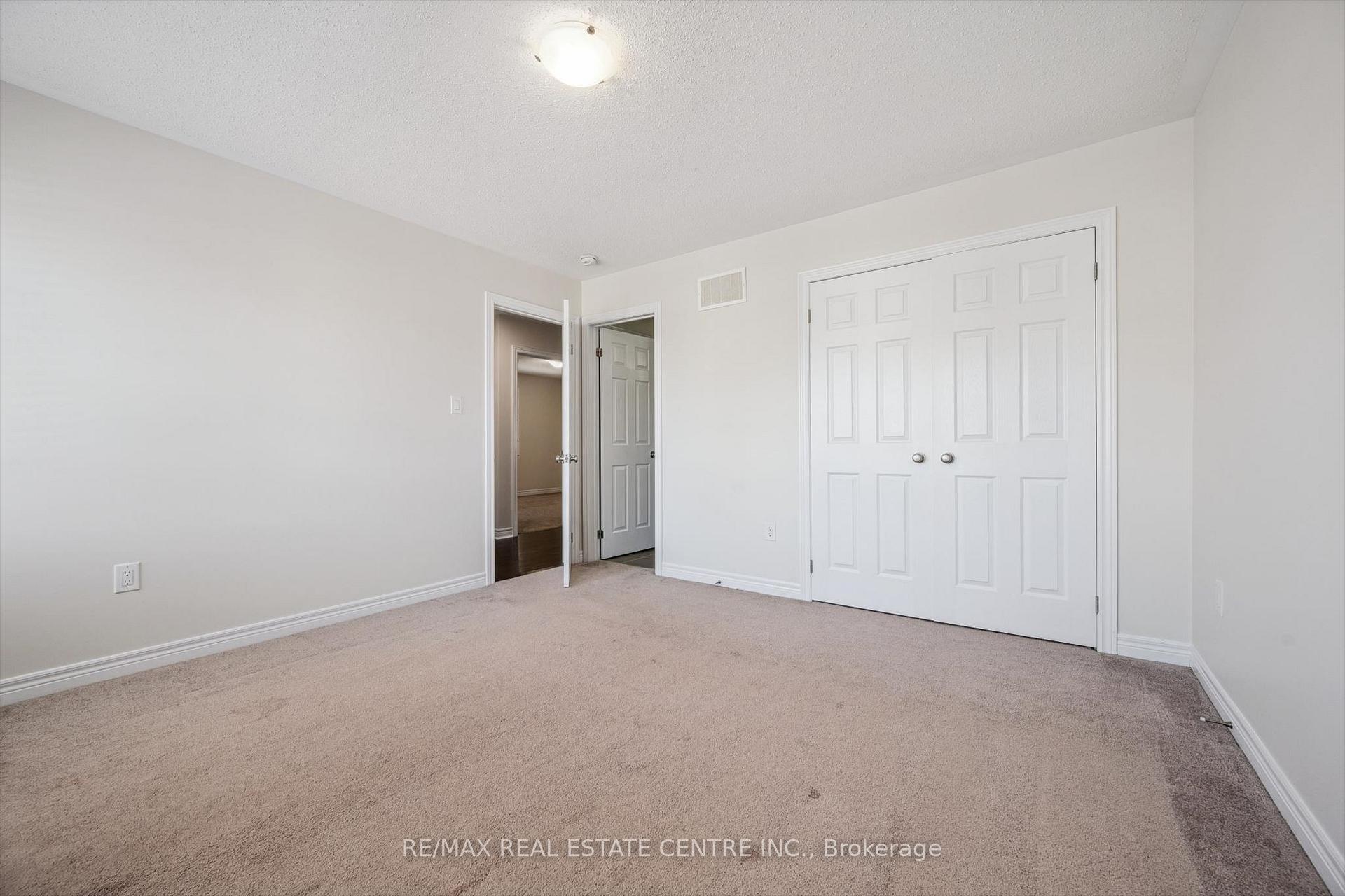 Photo 40 of 37 Zanetta Crescent, Brampton, Credit Valley — HOMEH