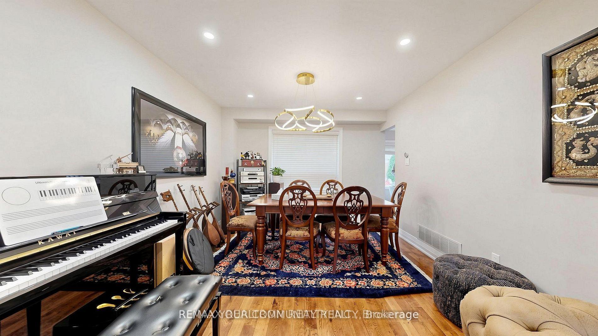 Photo 15 of 48 Beatty Crescent, Aurora, Aurora Highlands — HOMEH