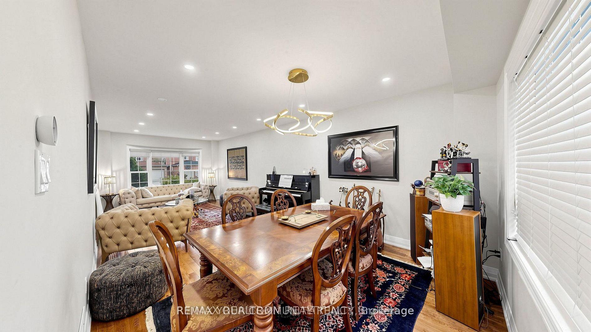 Photo 16 of 48 Beatty Crescent, Aurora, Aurora Highlands — HOMEH