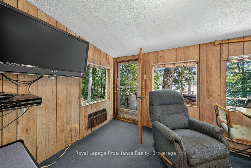 Photo 8 of 1651 Myers Cave Road, Frontenac, Frontenac North — HOMEH