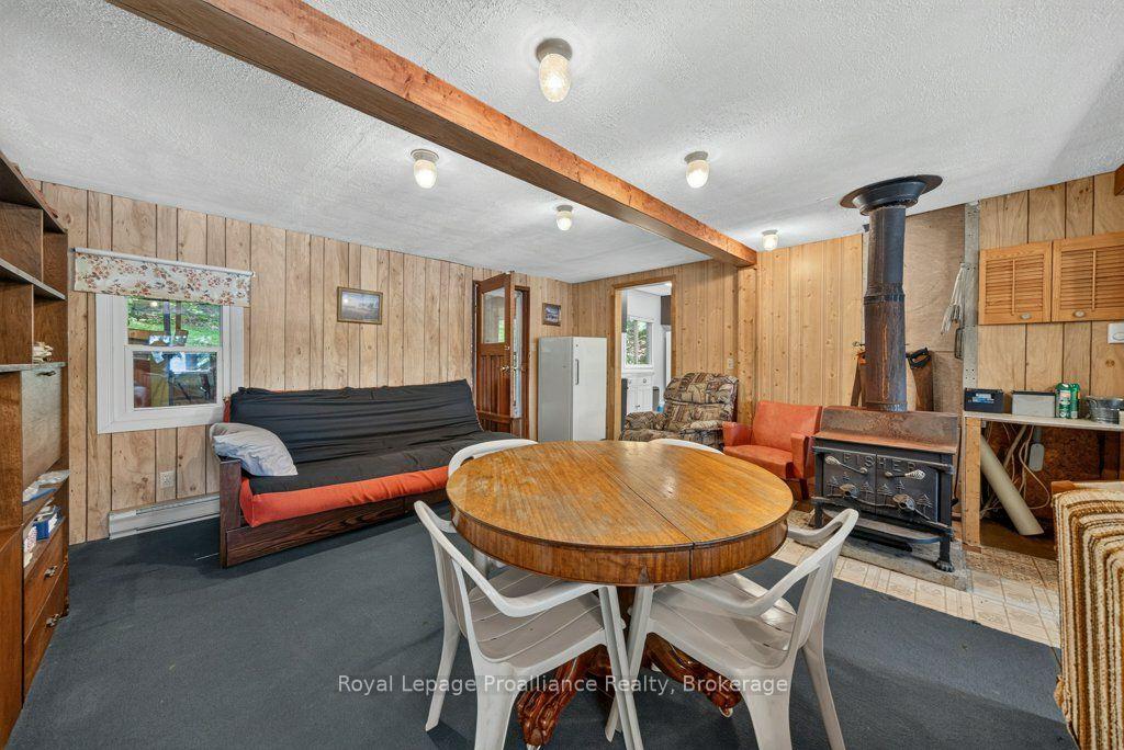 Photo 12 of 1651 Myers Cave Road, Frontenac, Frontenac North — HOMEH